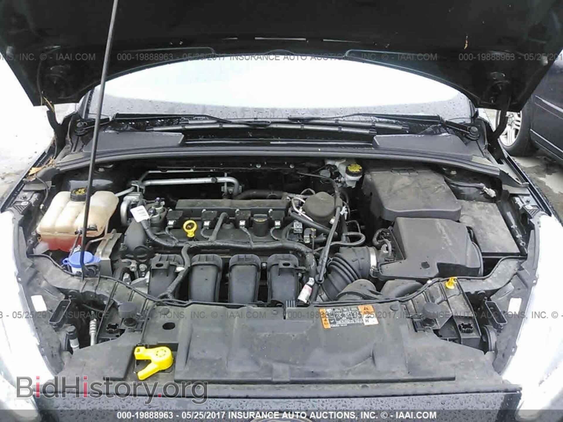2015 Ford Focus - VIN: 1FADP3E22FL272765 - Photo 10