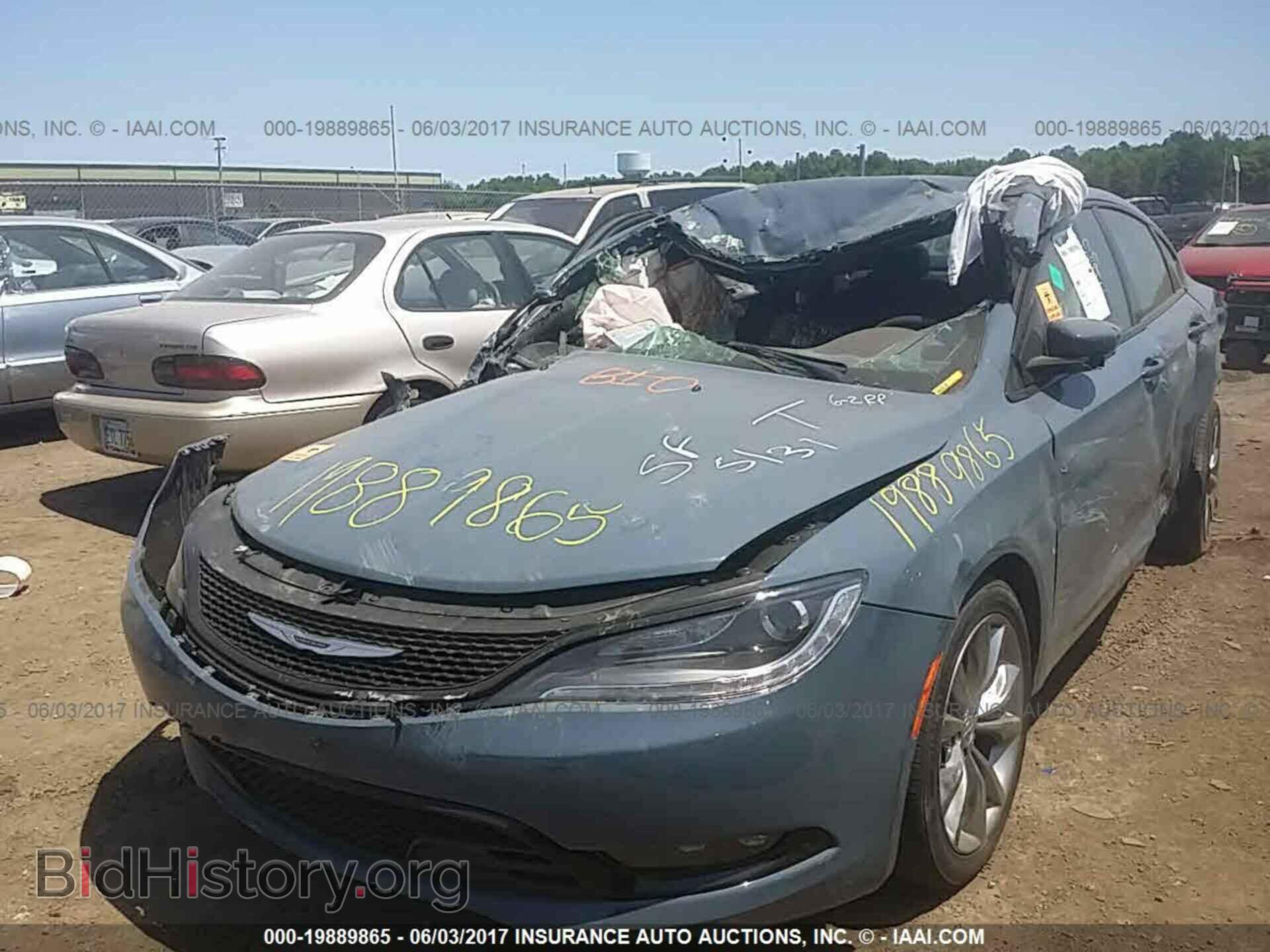 2015 Chrysler 200 - VIN: 1C3CCCBB4FN566408 - Photo 2