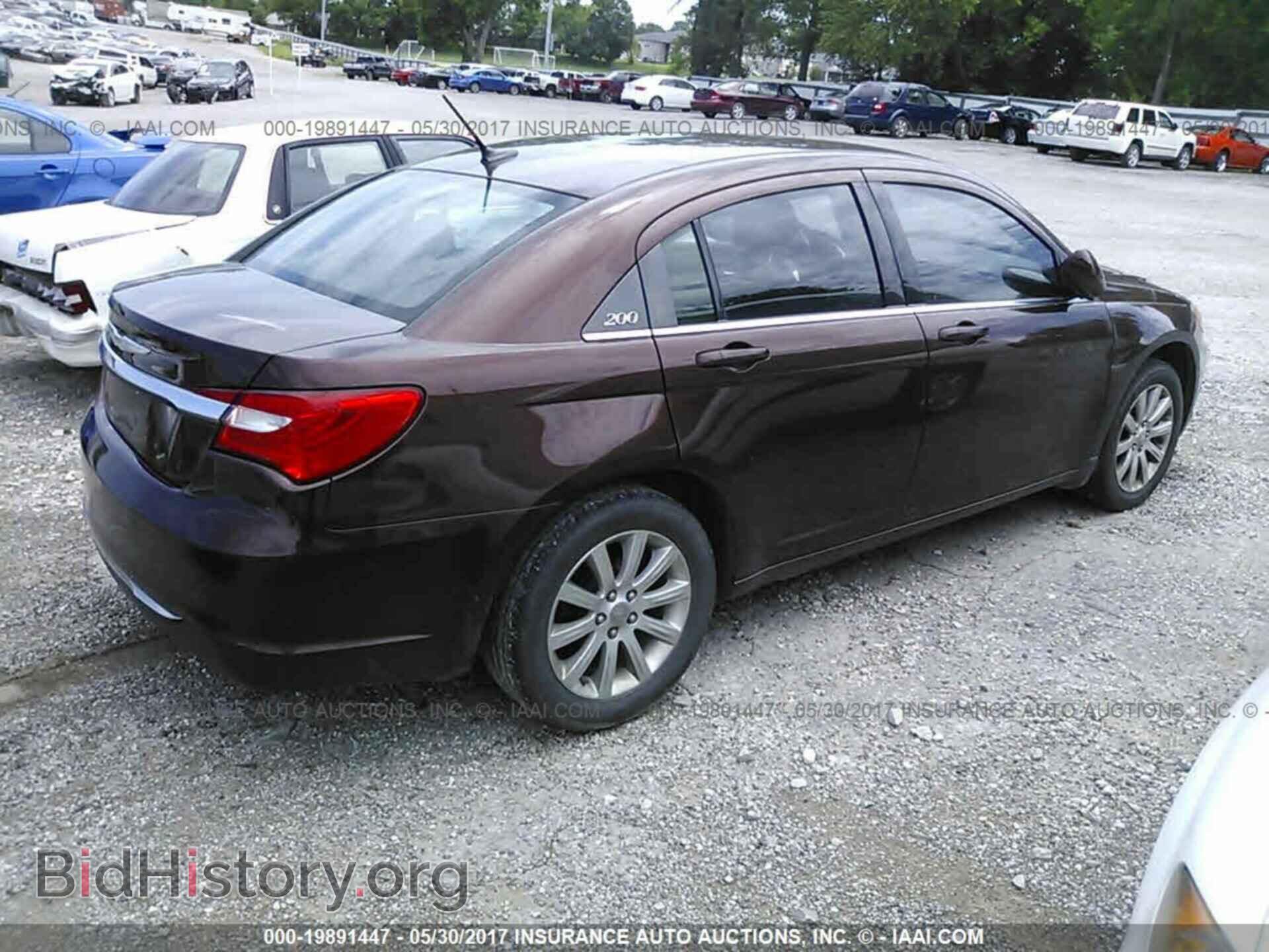 2013 Chrysler 200 - VIN: 1C3CCBBB0DN539309 - Photo 4