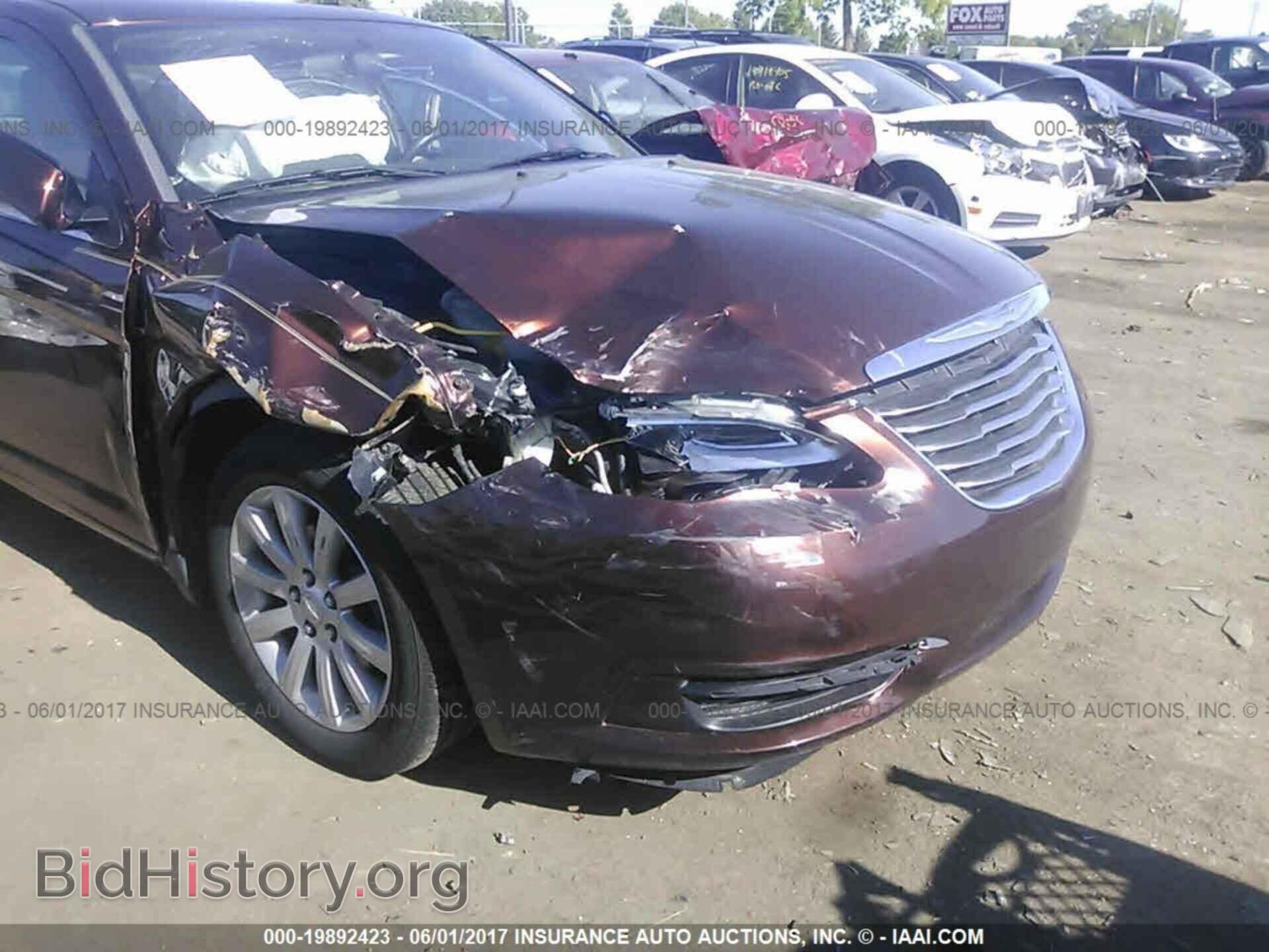 2012 Chrysler 200 - VIN: 1C3CCBBB5CN169750 - Фото 6