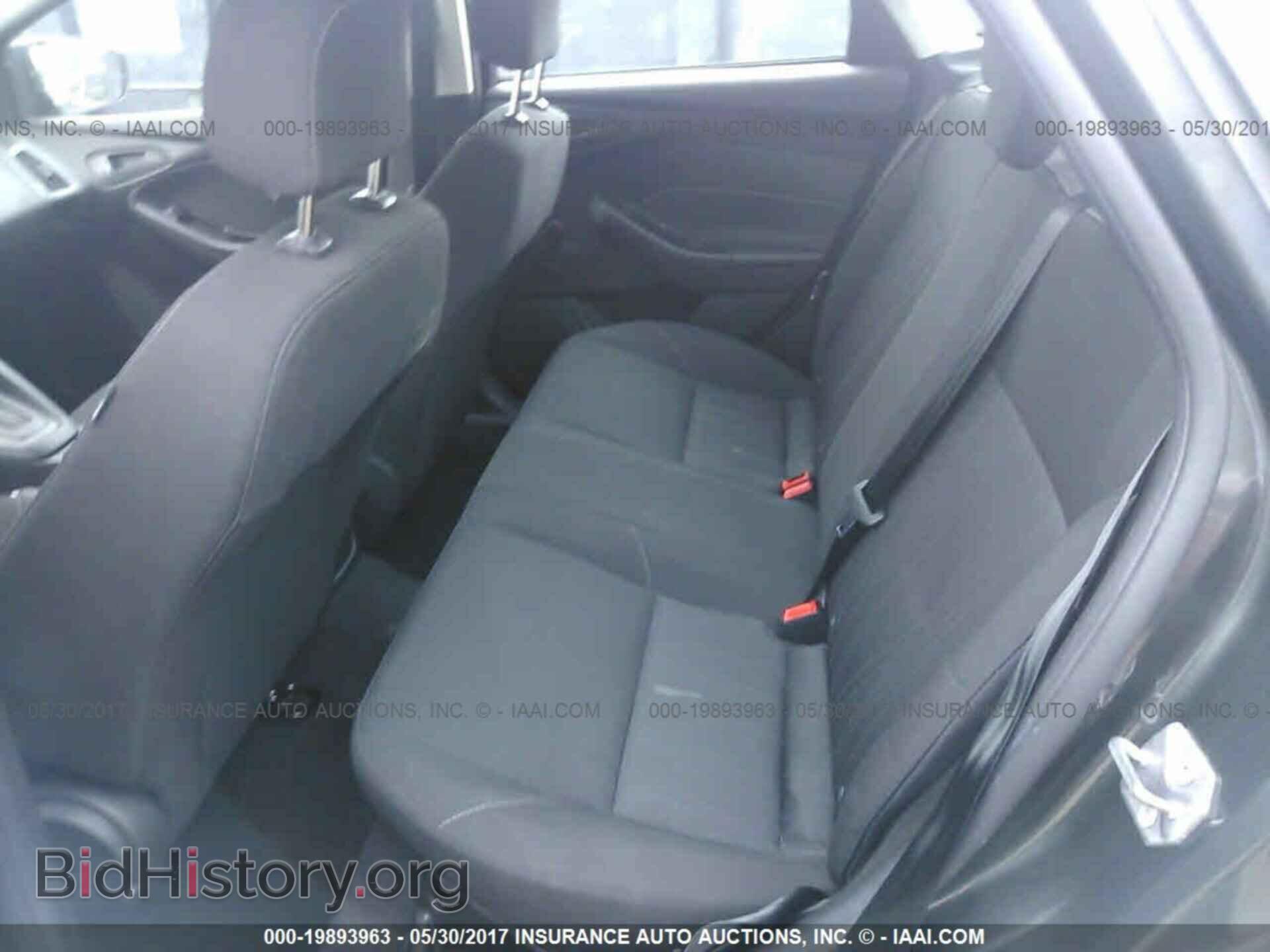 2016 Ford Focus - VIN: 1FADP3E25GL368181 - Фото 8