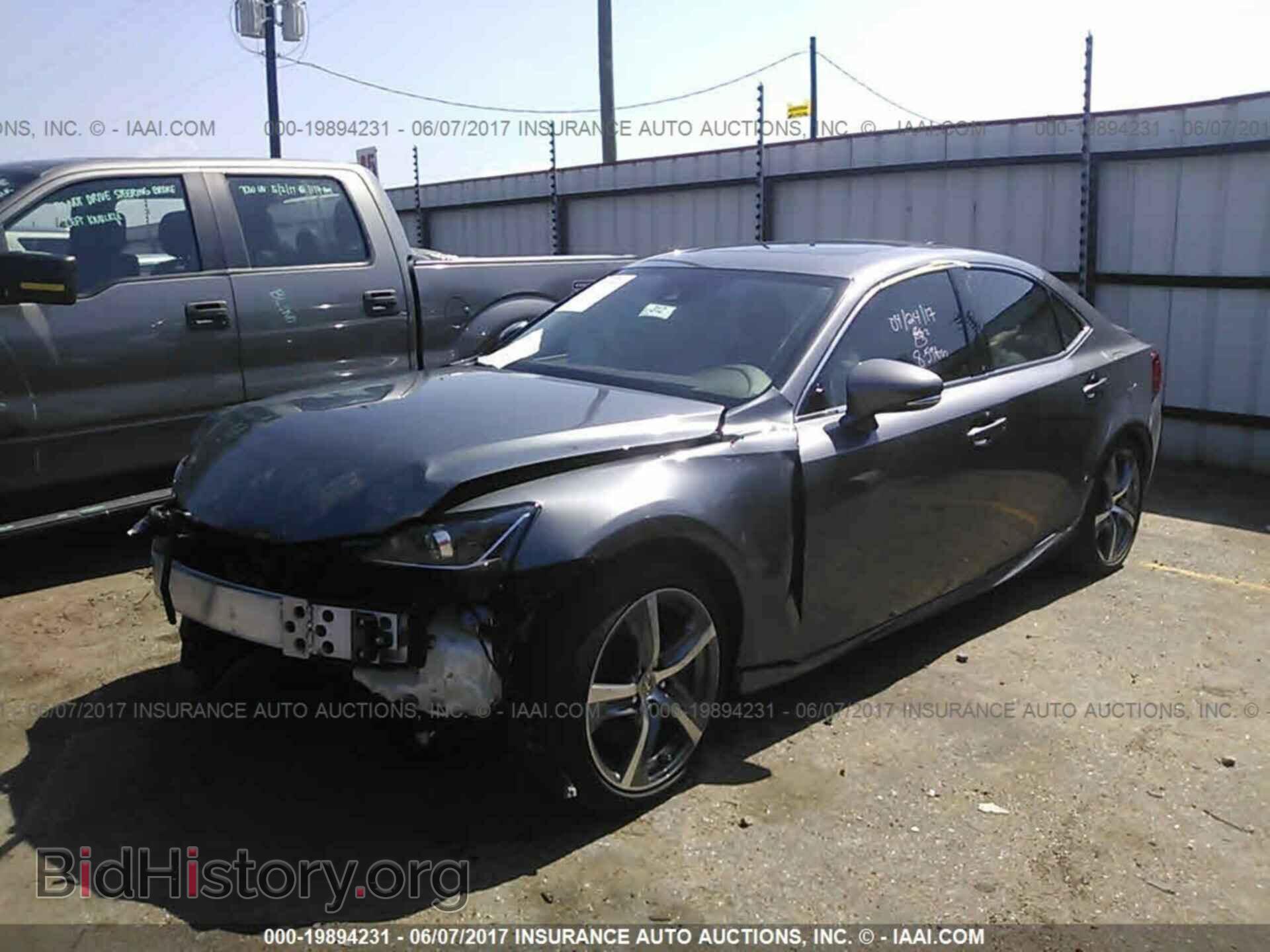 2017 Lexus Is - VIN: JTHBA1D25H5042099 - Фото 2
