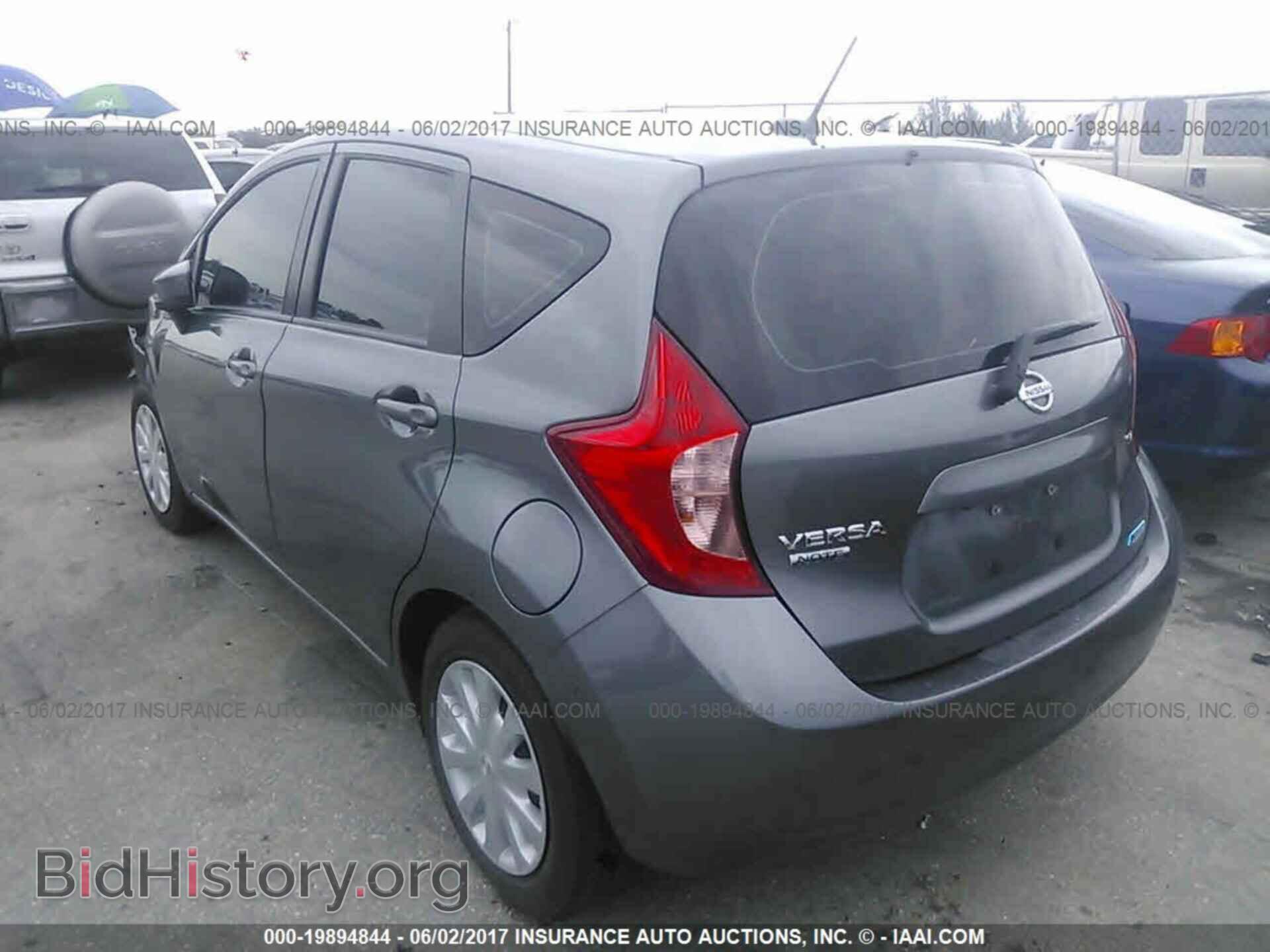 2016 Nissan Versa note - VIN: 3N1CE2CP6GL352423 - Фото 3