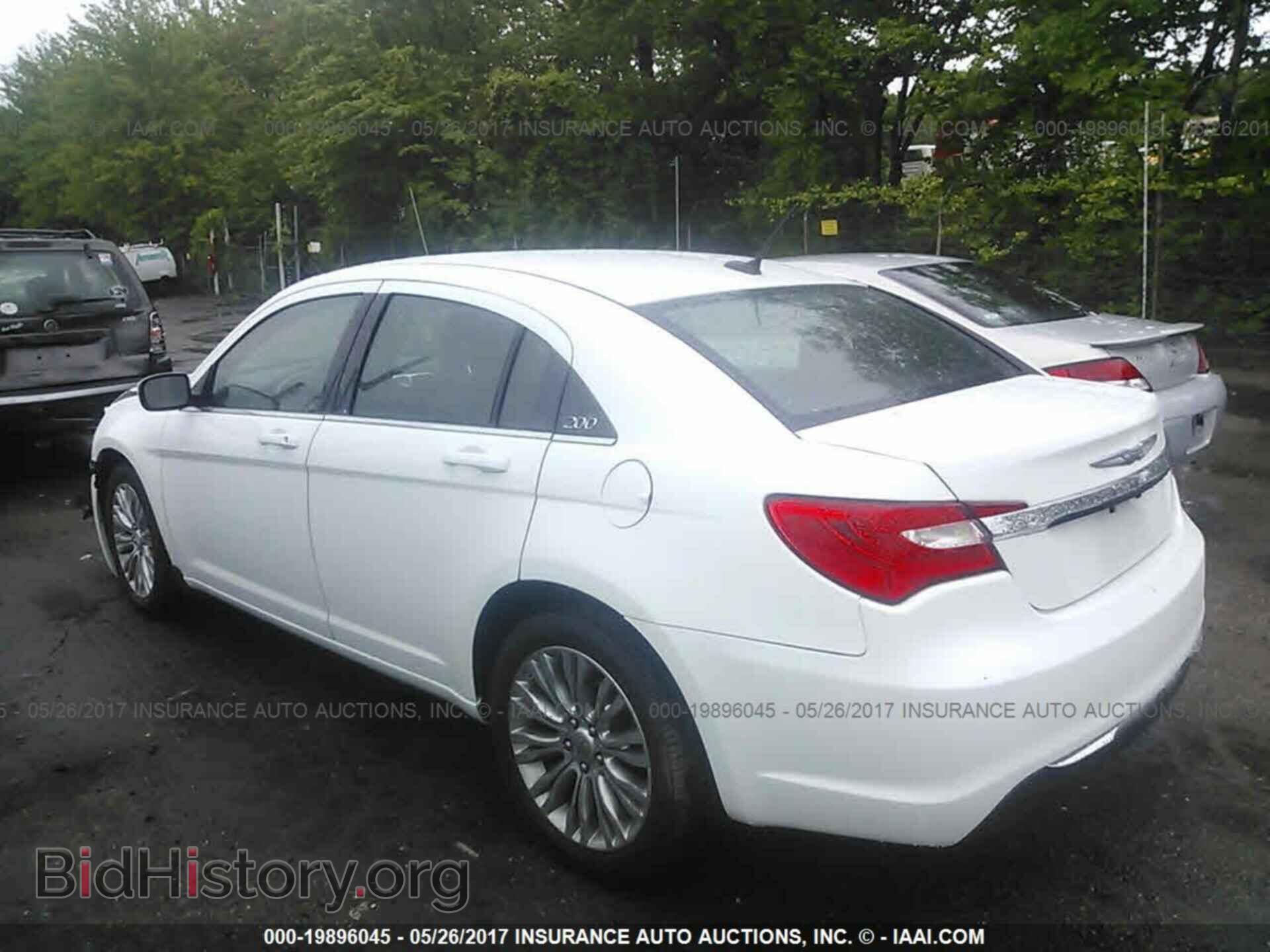 2012 Chrysler 200 - VIN: 1C3CCBAB9CN262238 - Фото 3