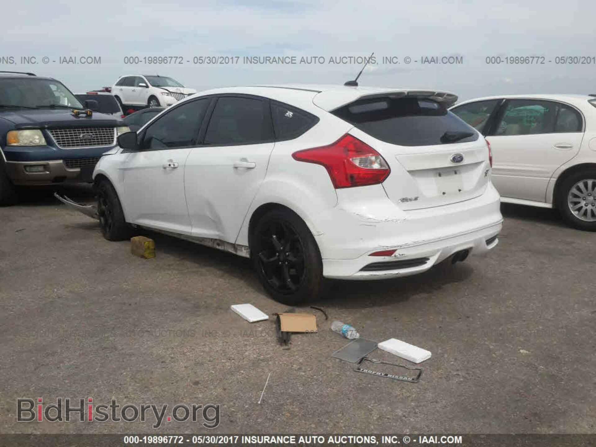 2014 Ford Focus - VIN: 1FADP3L96EL117702 - Фото 3