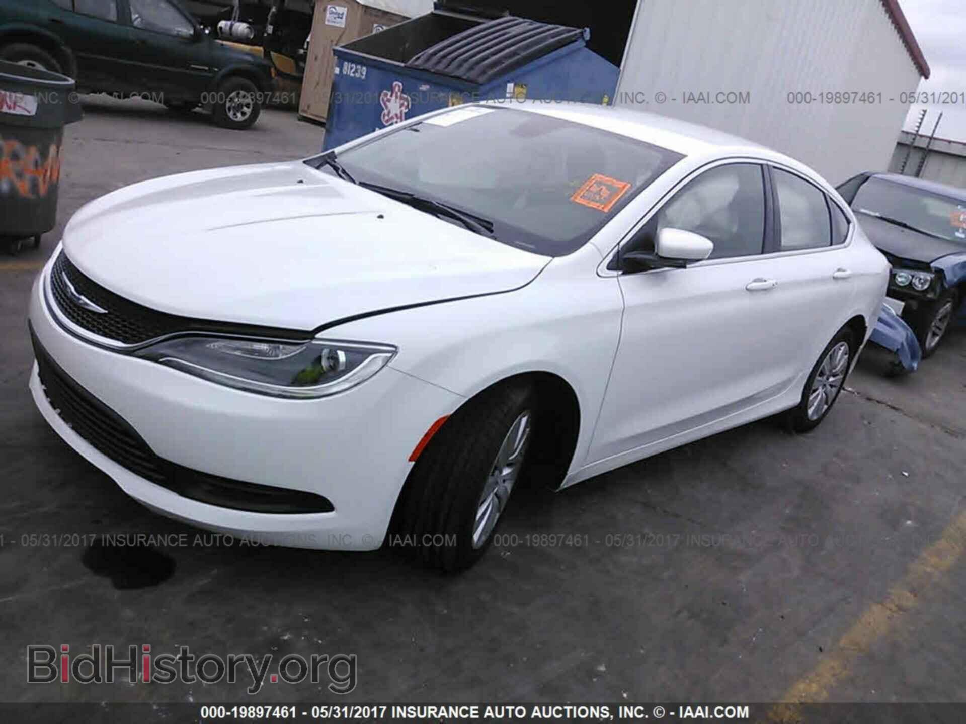 2016 Chrysler 200 - VIN: 1C3CCCFB9GN186959 - Photo 2