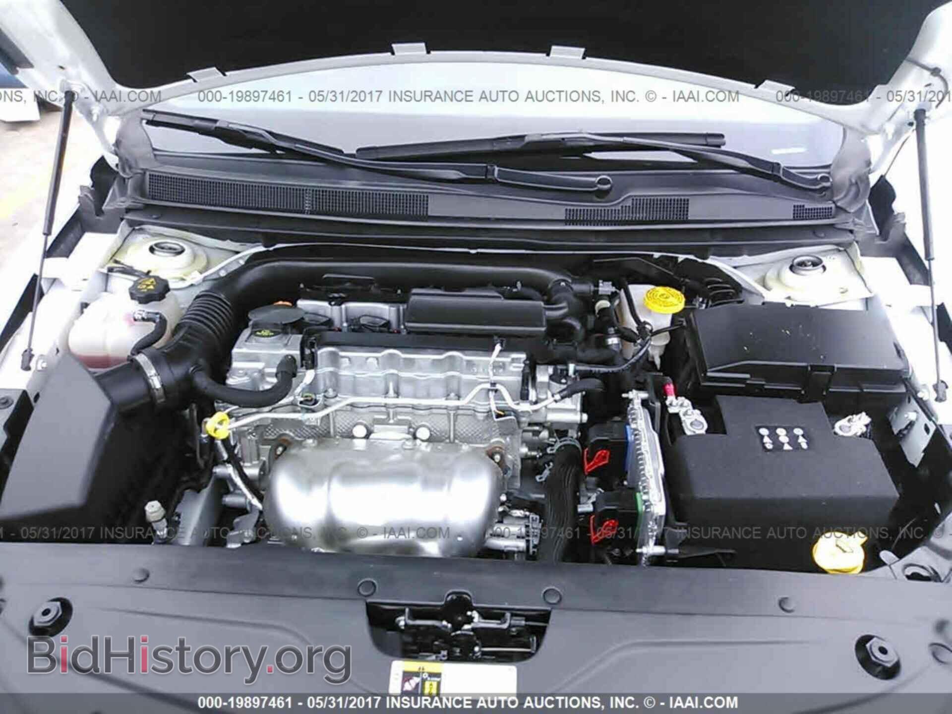 2016 Chrysler 200 - VIN: 1C3CCCFB9GN186959 - Photo 10