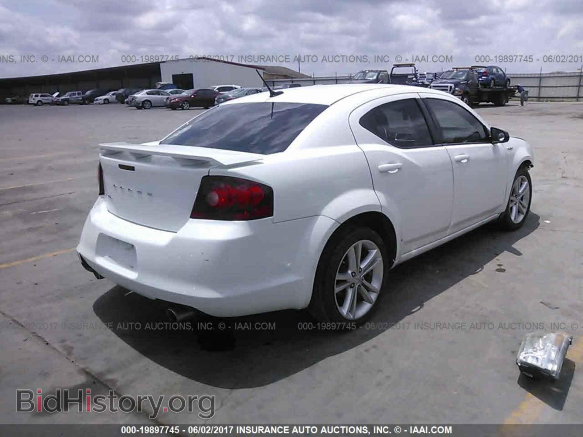 2013 Dodge Avenger - VIN: 1C3CDZAG4DN587348 - Фото 4