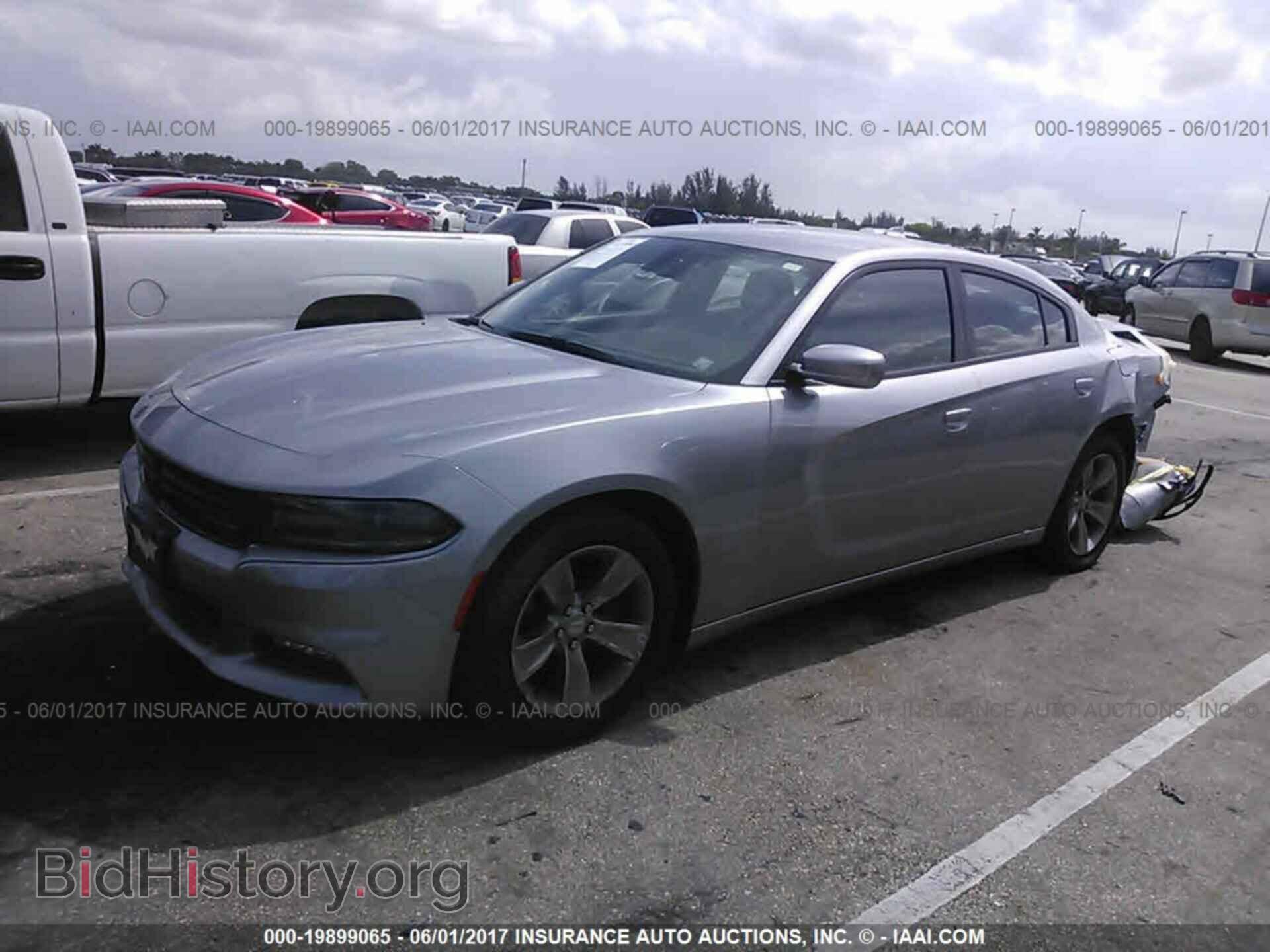 2015 Dodge Charger - VIN: 2C3CDXHG5FH824175 - Фото 2