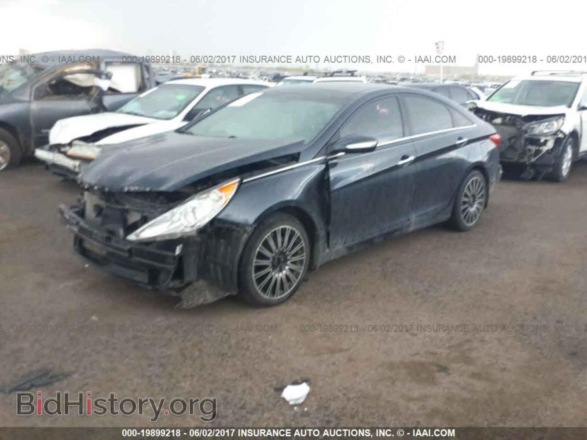 2012 Hyundai Sonata - VIN: 5NPEC4AB1CH336753 - Photo 2