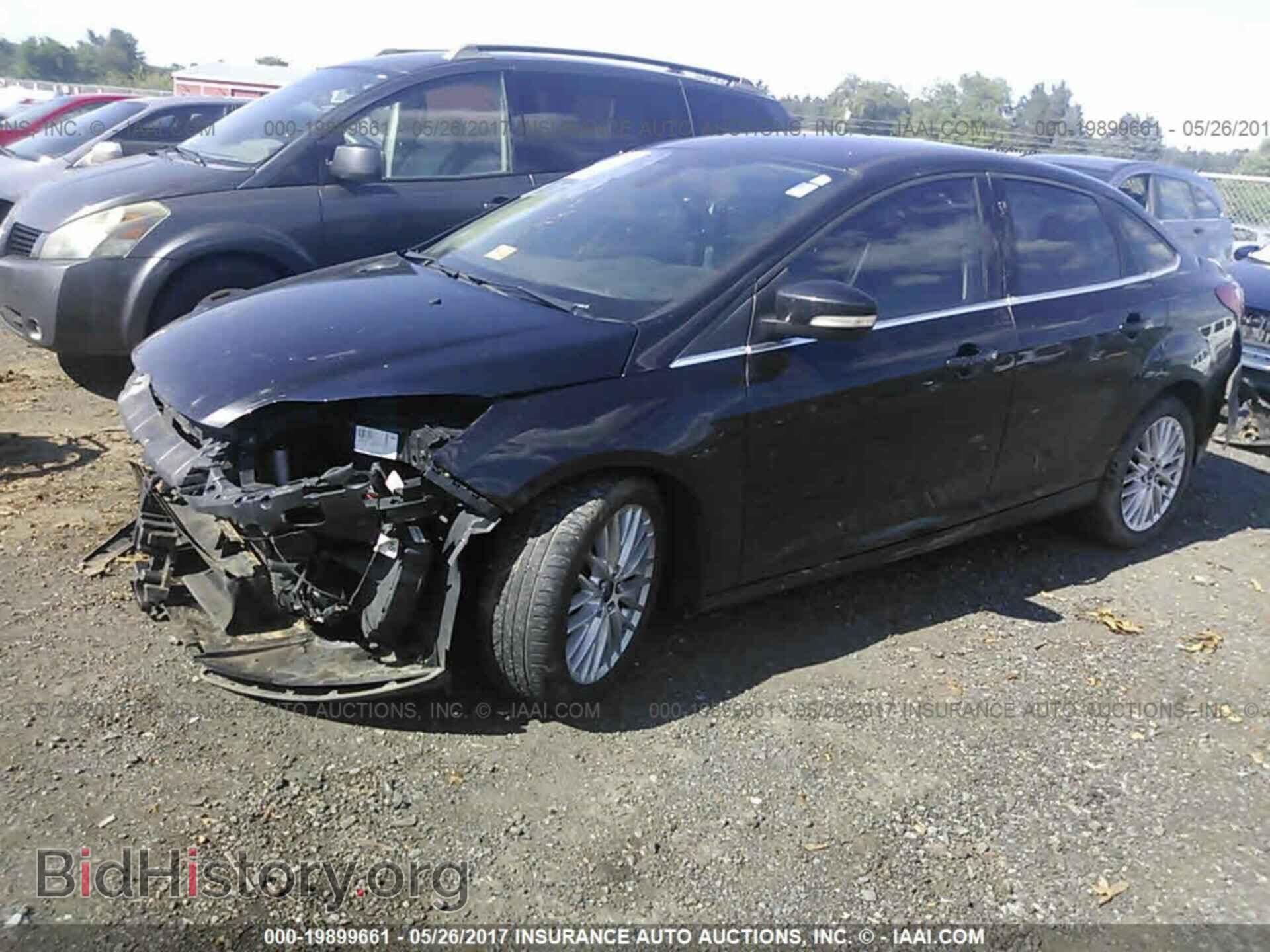 2012 Ford Focus - VIN: 1FAHP3H20CL445286 - Photo 2