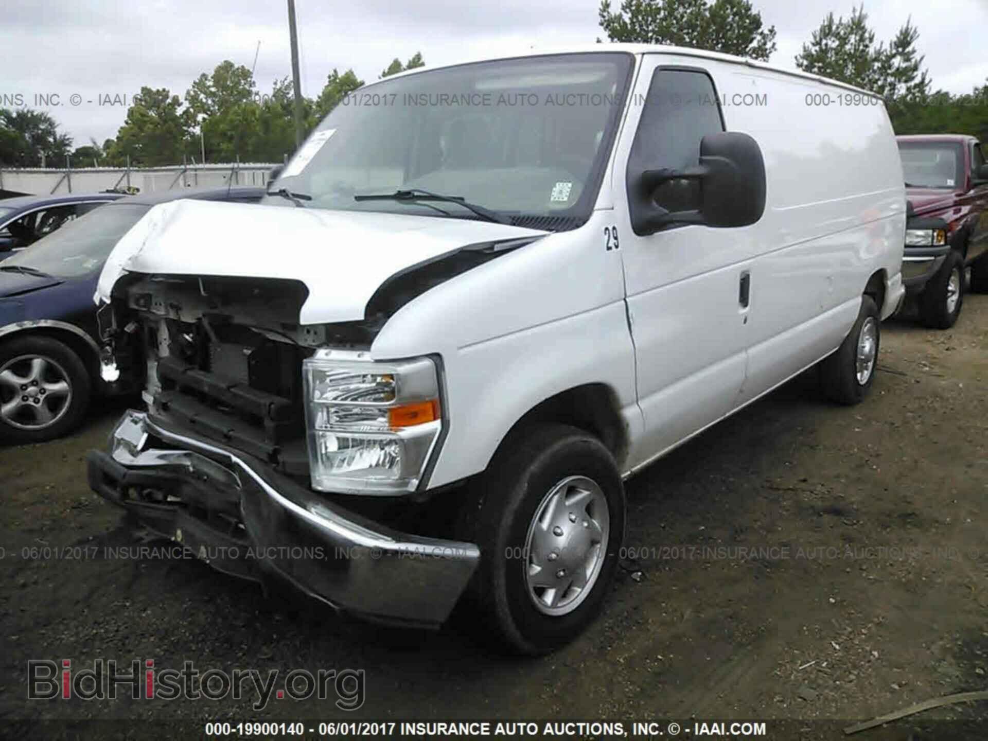 2011 Ford Econoline - VIN: 1FTNE1EW0BDB39261 - Фото 2