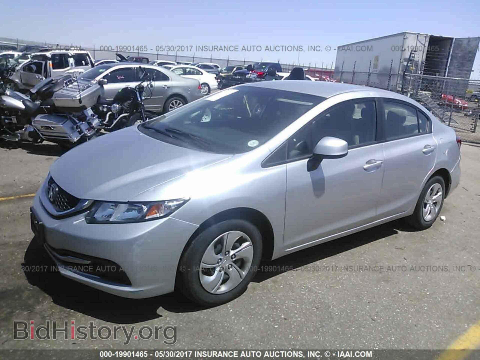 2013 Honda Civic - VIN: 19XFB2F56DE042141 - Фото 2