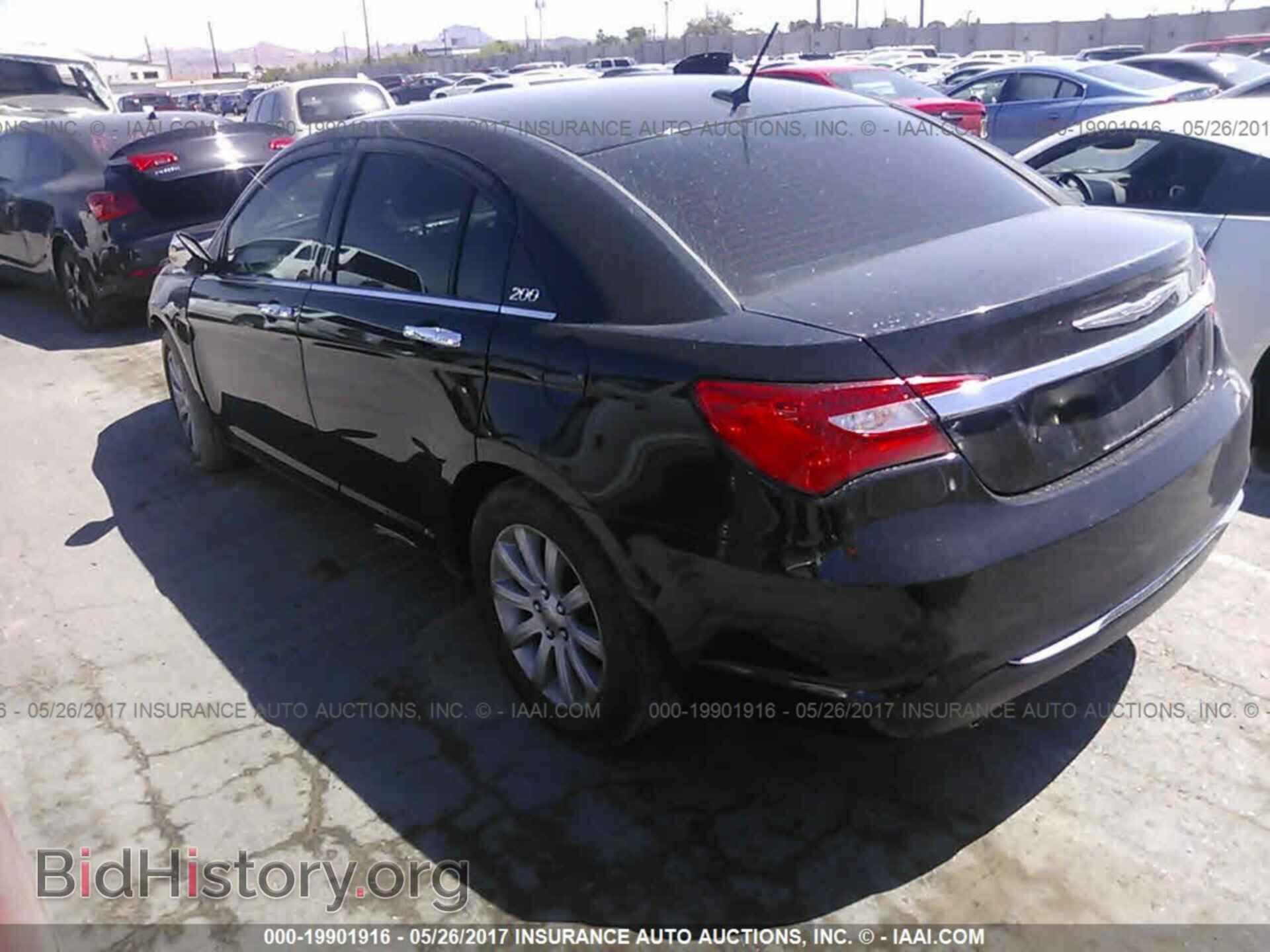 2013 Chrysler 200 - VIN: 1C3CCBCG3DN754824 - Photo 3