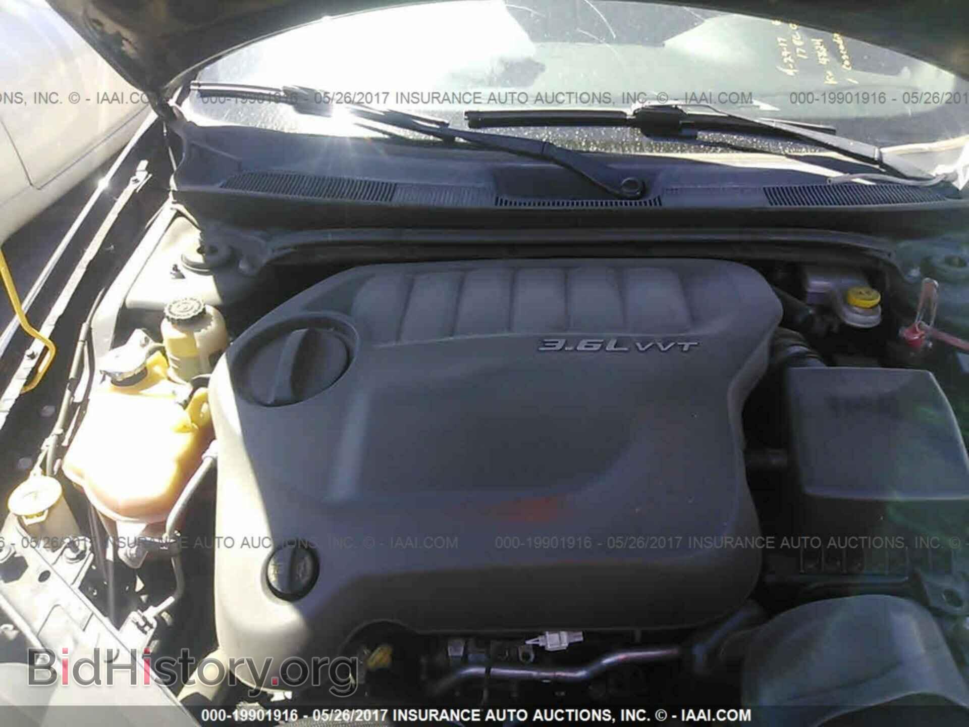 2013 Chrysler 200 - VIN: 1C3CCBCG3DN754824 - Photo 10