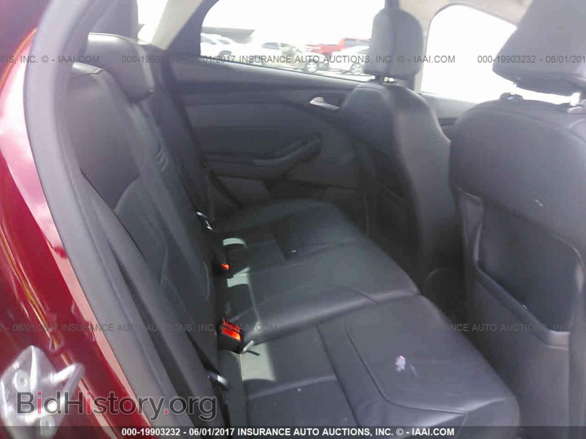 2015 Ford Focus - VIN: 1FADP3F28FL384923 - Photo 8