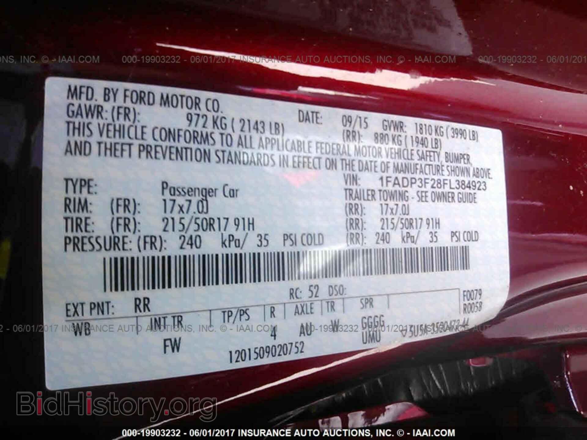 2015 Ford Focus - VIN: 1FADP3F28FL384923 - Photo 9