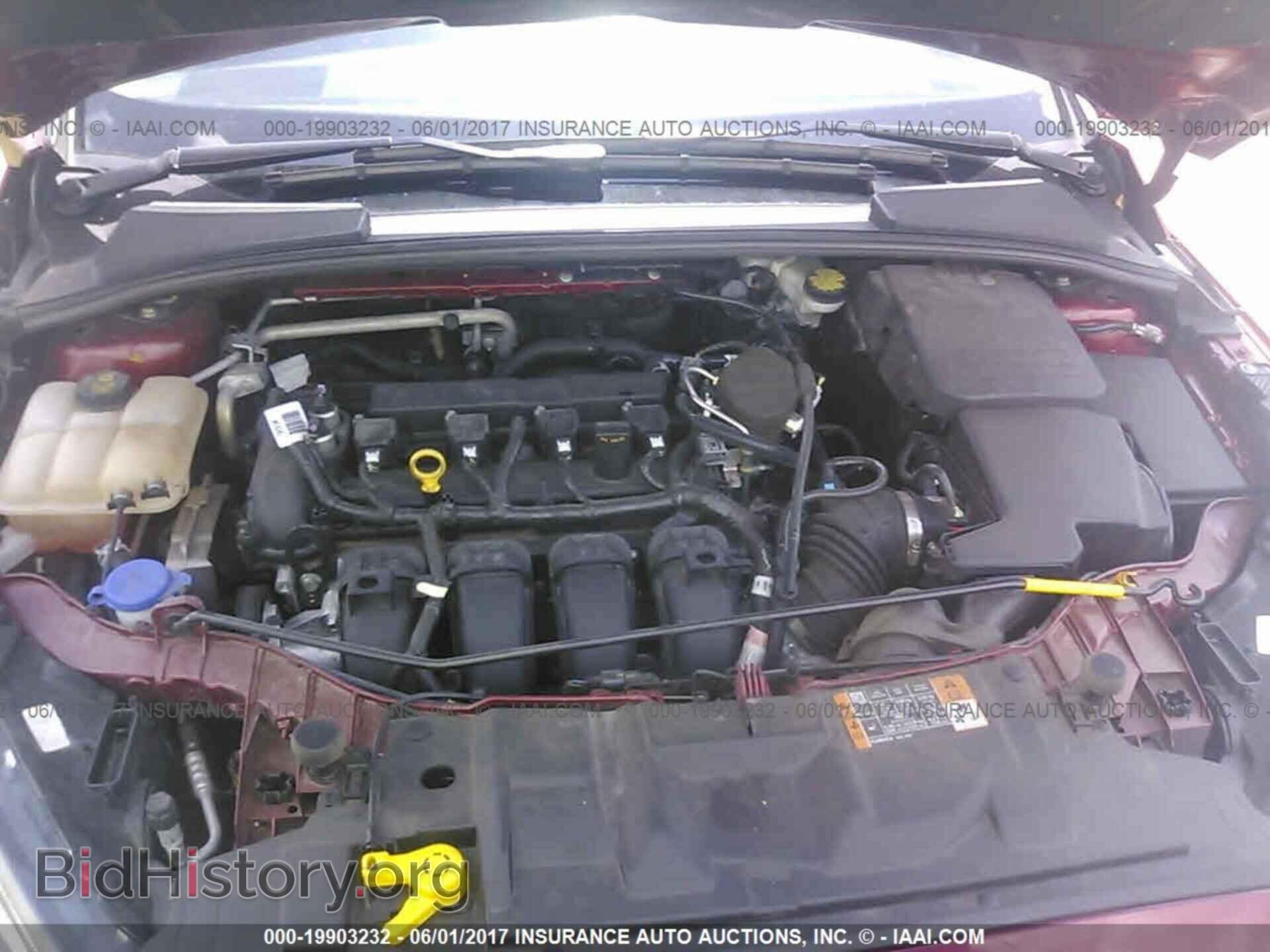 2015 Ford Focus - VIN: 1FADP3F28FL384923 - Photo 10