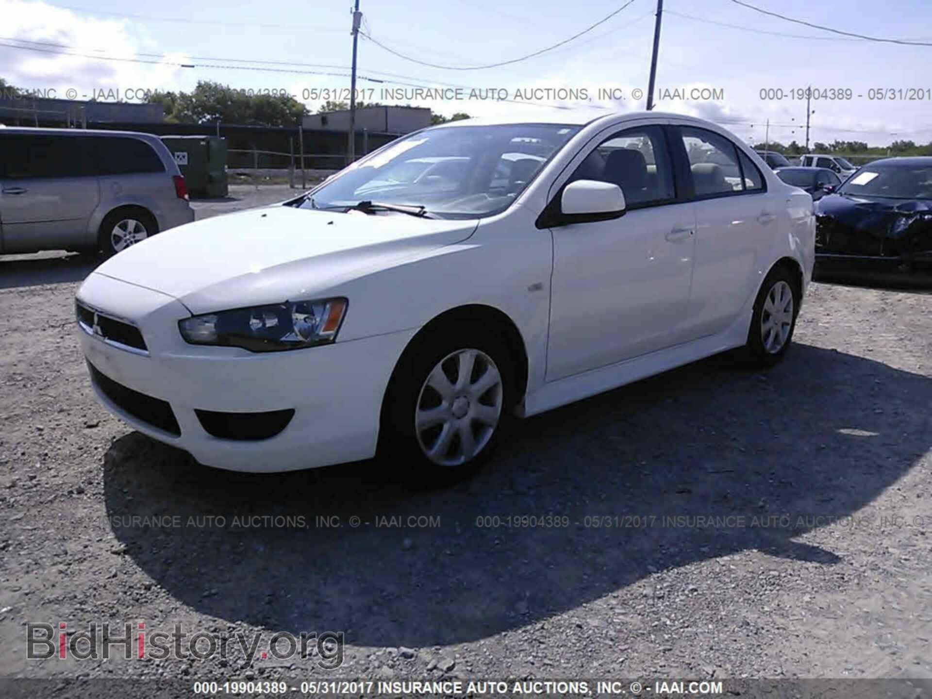2014 Mitsubishi Lancer - VIN: JA32U2FU6EU016981 - Фото 2