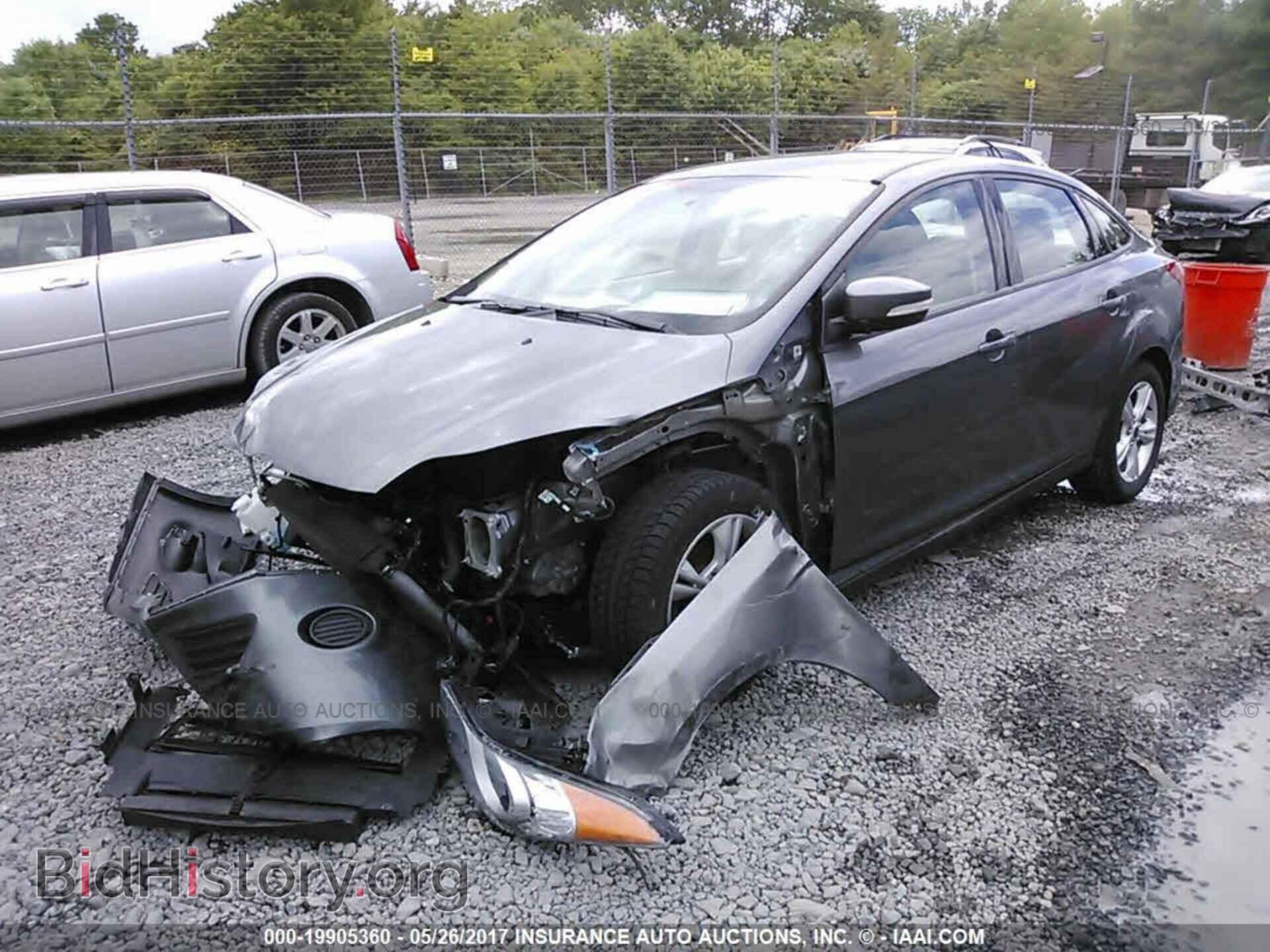 2014 Ford Focus - VIN: 1FADP3F2XEL446479 - Photo 2