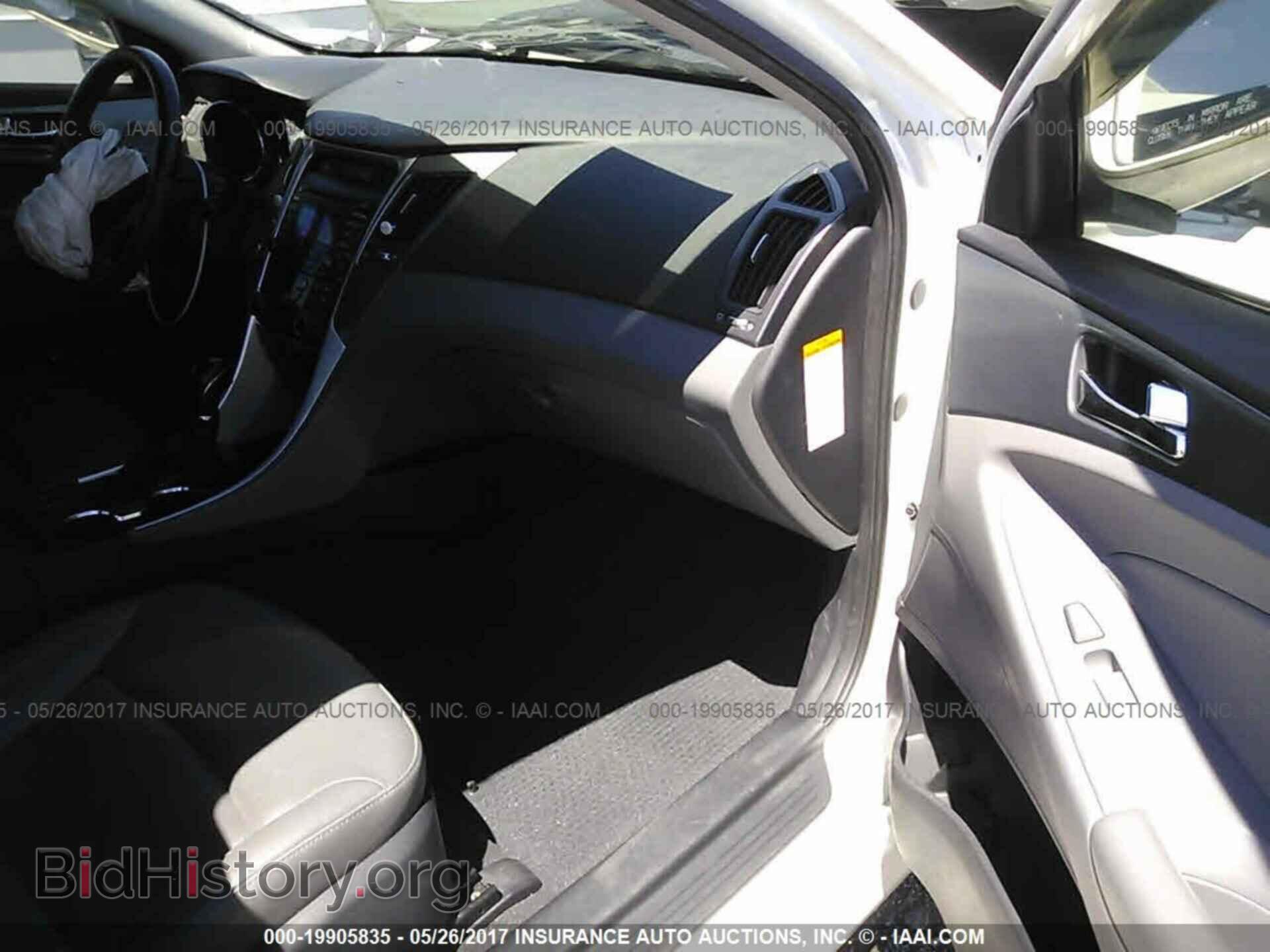 2012 Hyundai Sonata - VIN: KMHEC4A47CA060387 - Фото 5