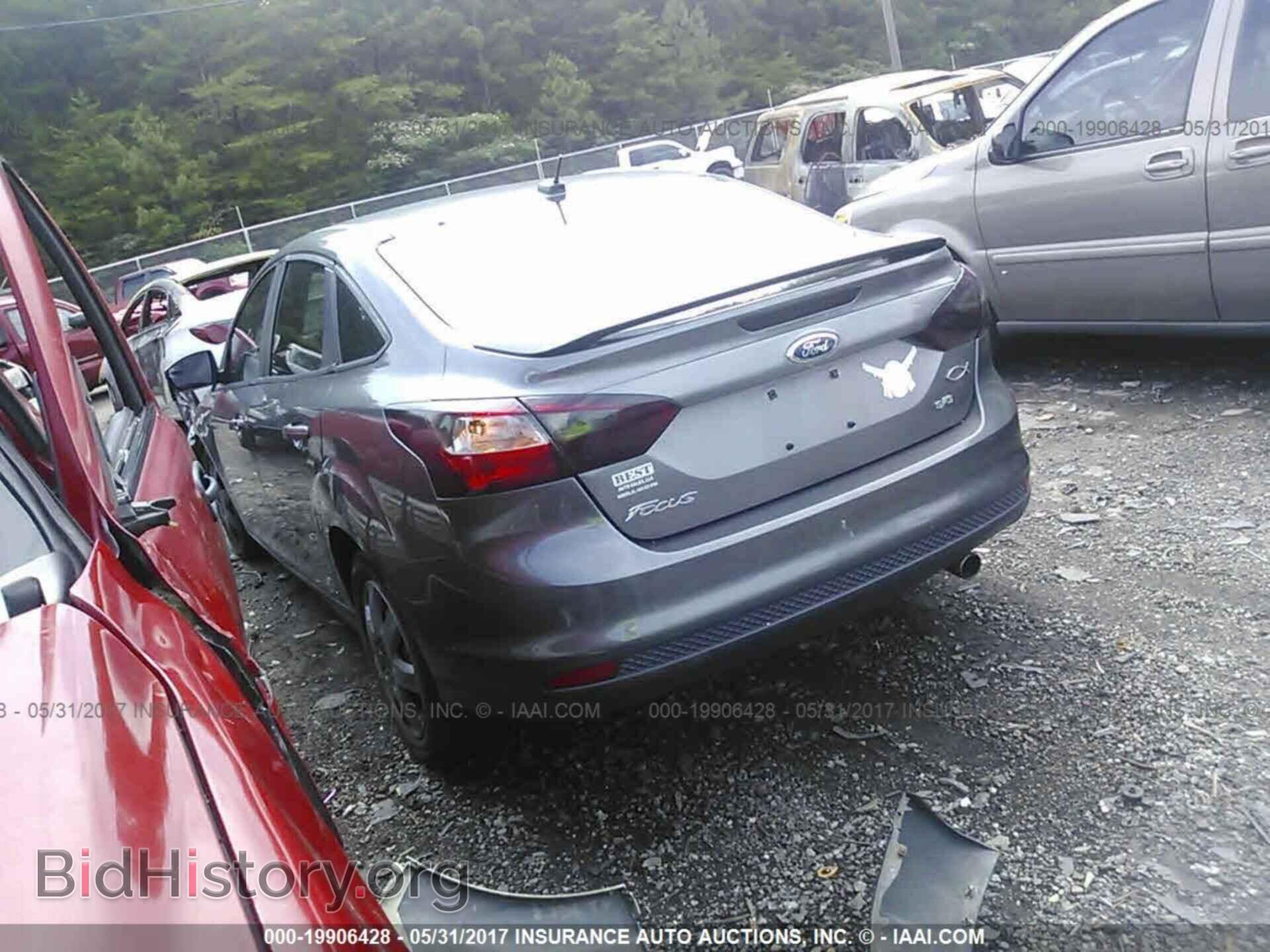 2012 Ford Focus - VIN: 1FAHP3F26CL122170 - Фото 3