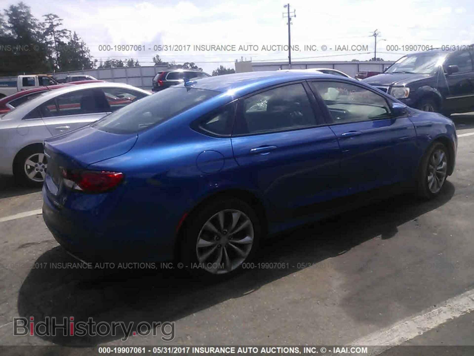 2015 Chrysler 200 - VIN: 1C3CCCBG7FN508076 - Photo 4