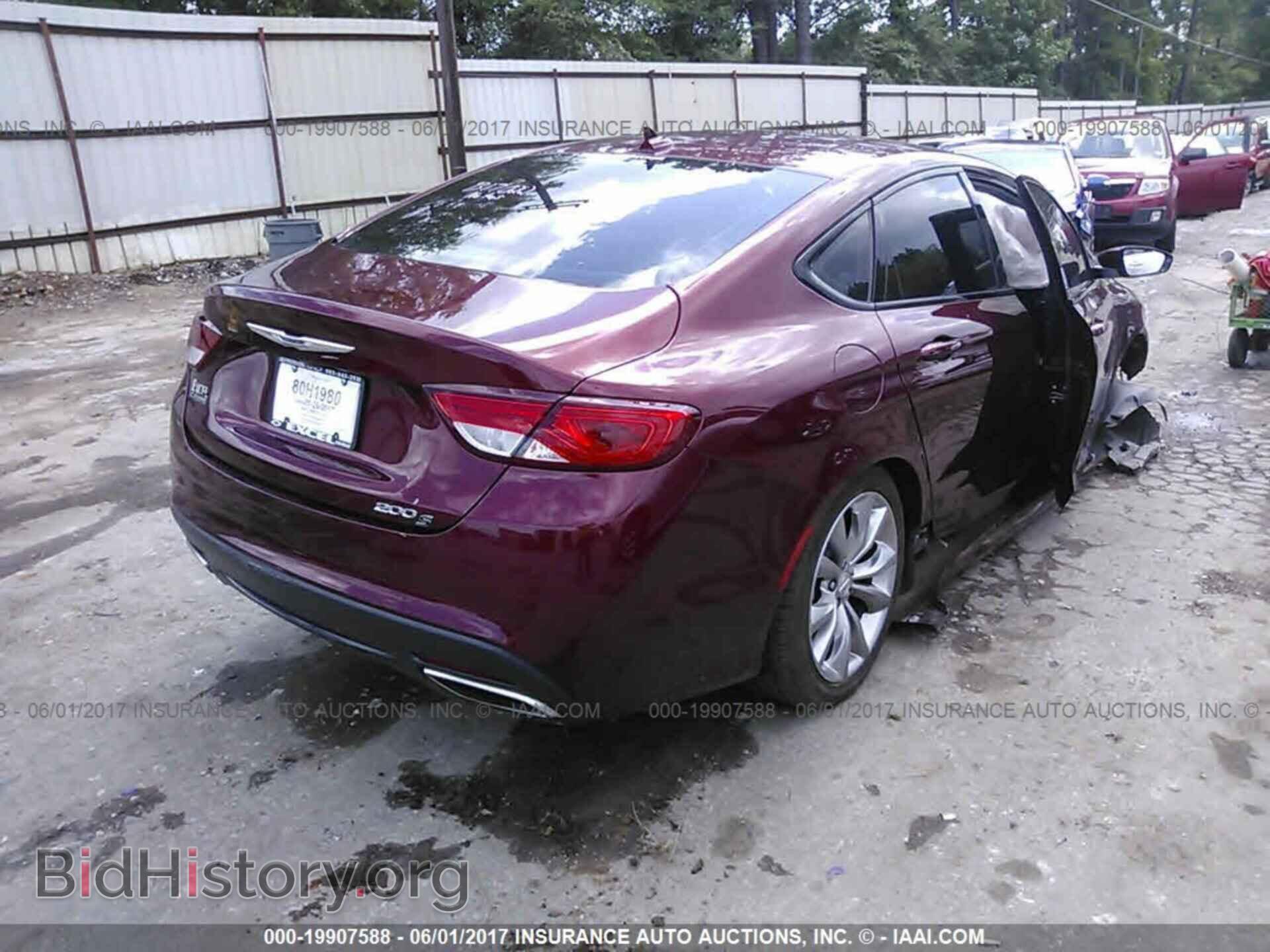 2015 Chrysler 200 - VIN: 1C3CCCBB1FN600367 - Photo 4