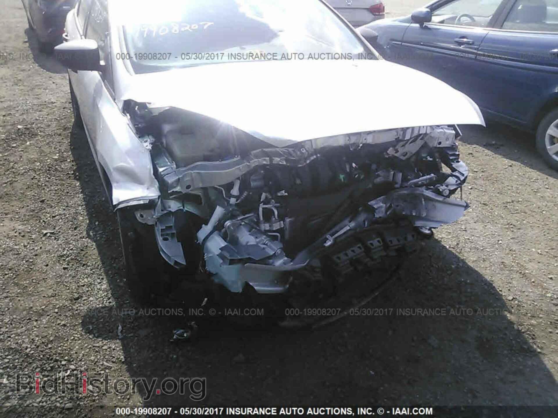 2016 Ford Focus - VIN: 1FADP3E28GL328242 - Photo 6