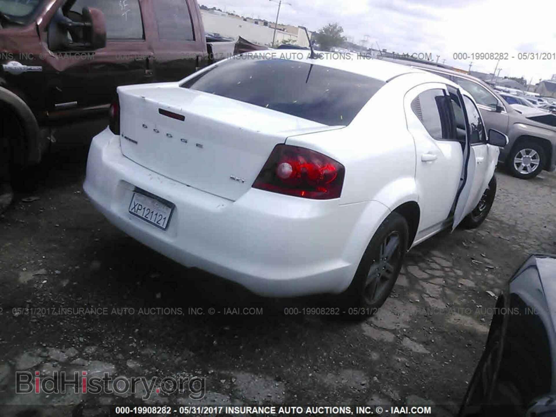 2012 Dodge Avenger - VIN: 1C3CDZCB0CN194883 - Photo 4