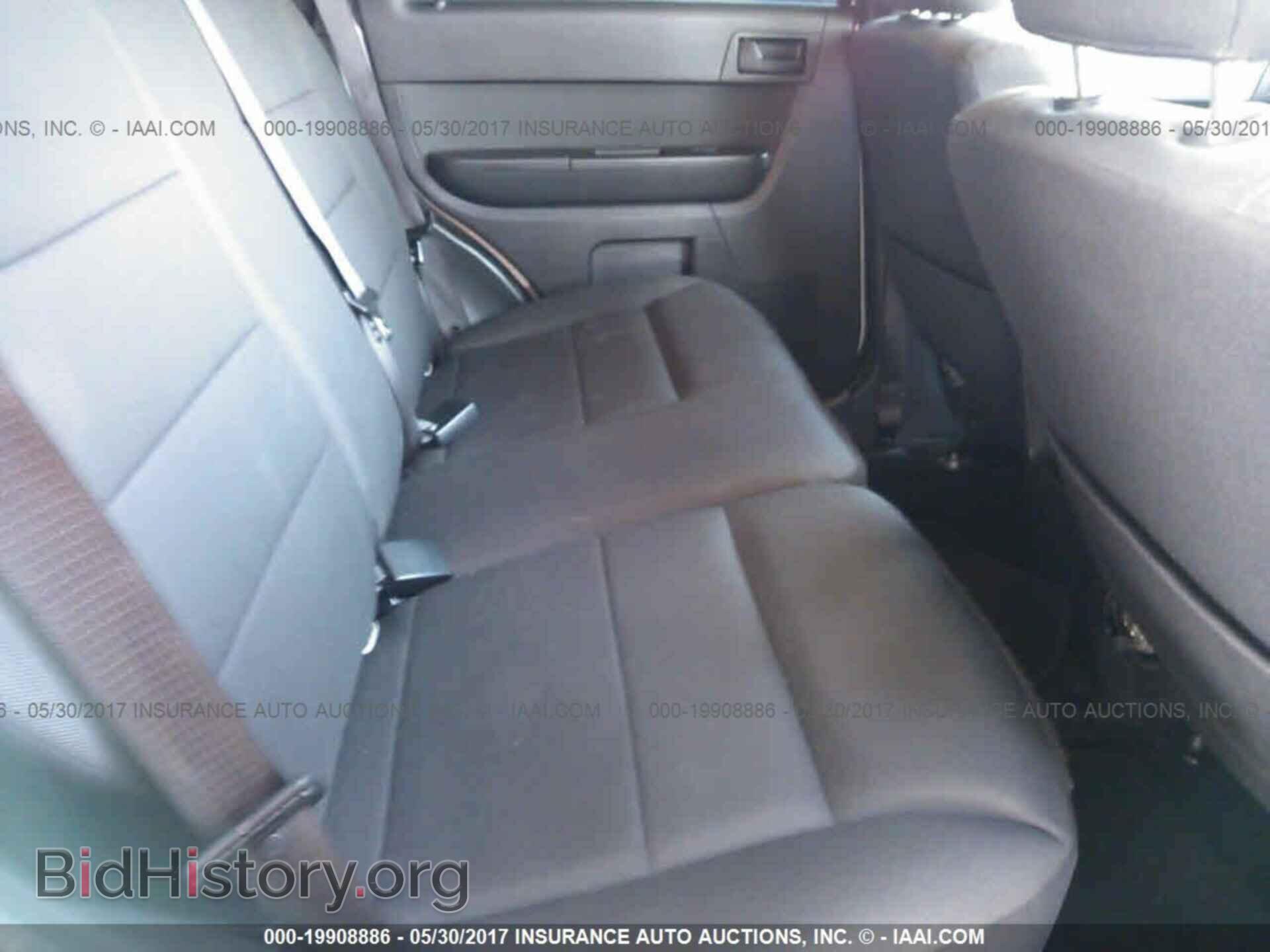 2012 Ford Escape - VIN: 1FMCU0D74CKB90706 - Фото 8