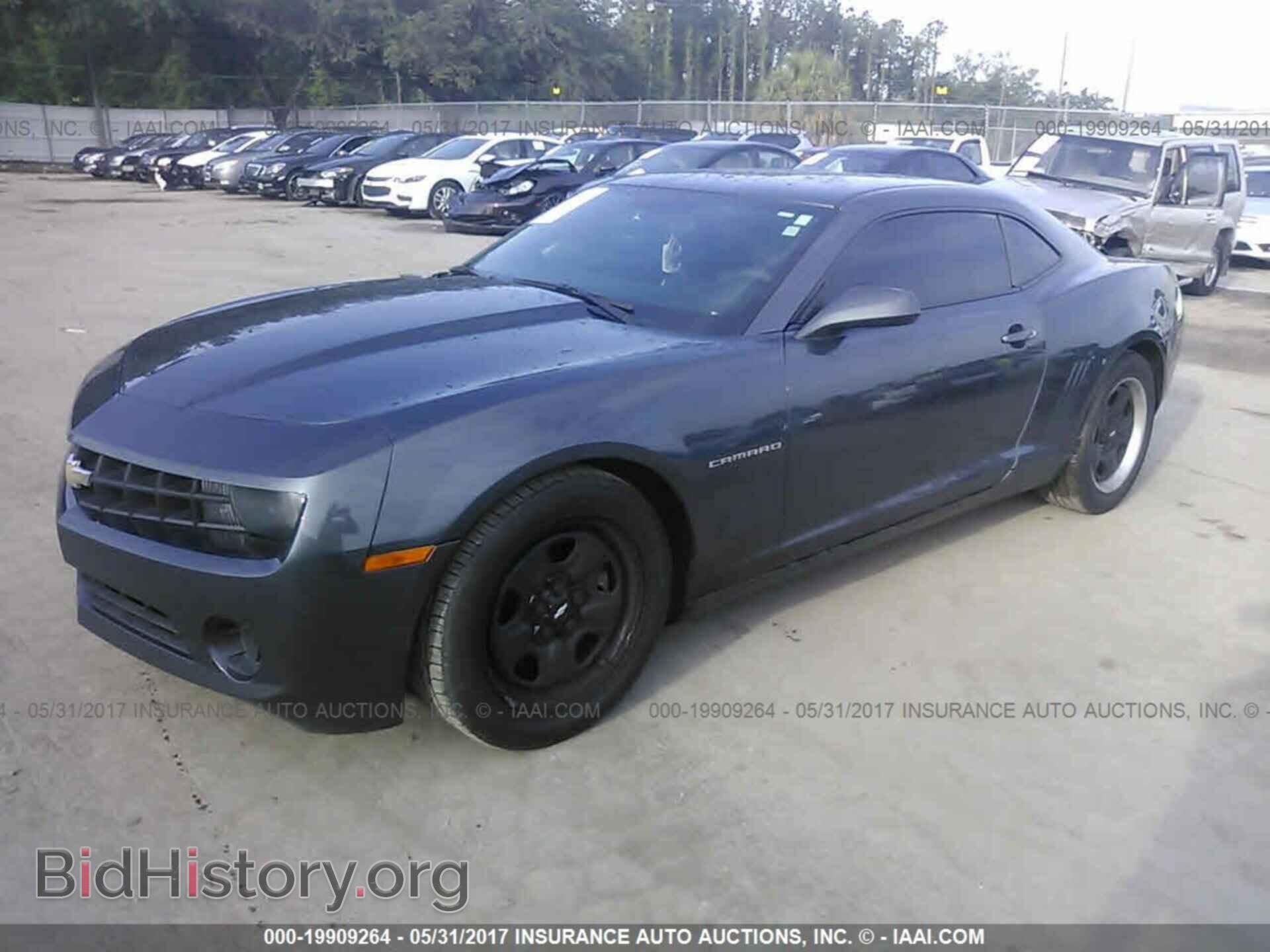 2011 Chevrolet Camaro - VIN: 2G1FA1ED4B9169674 - Фото 2