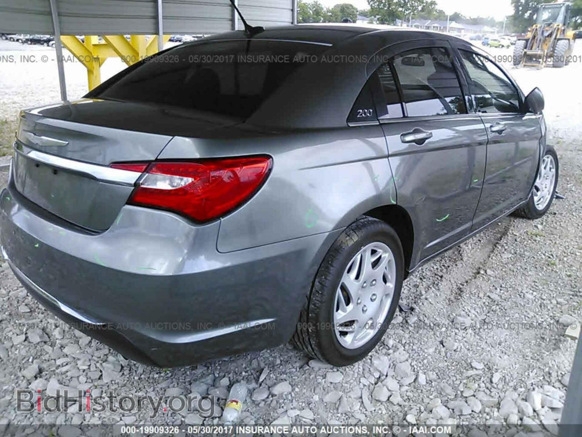 2012 Chrysler 200 - VIN: 1C3CCBAB7CN319634 - Фото 4