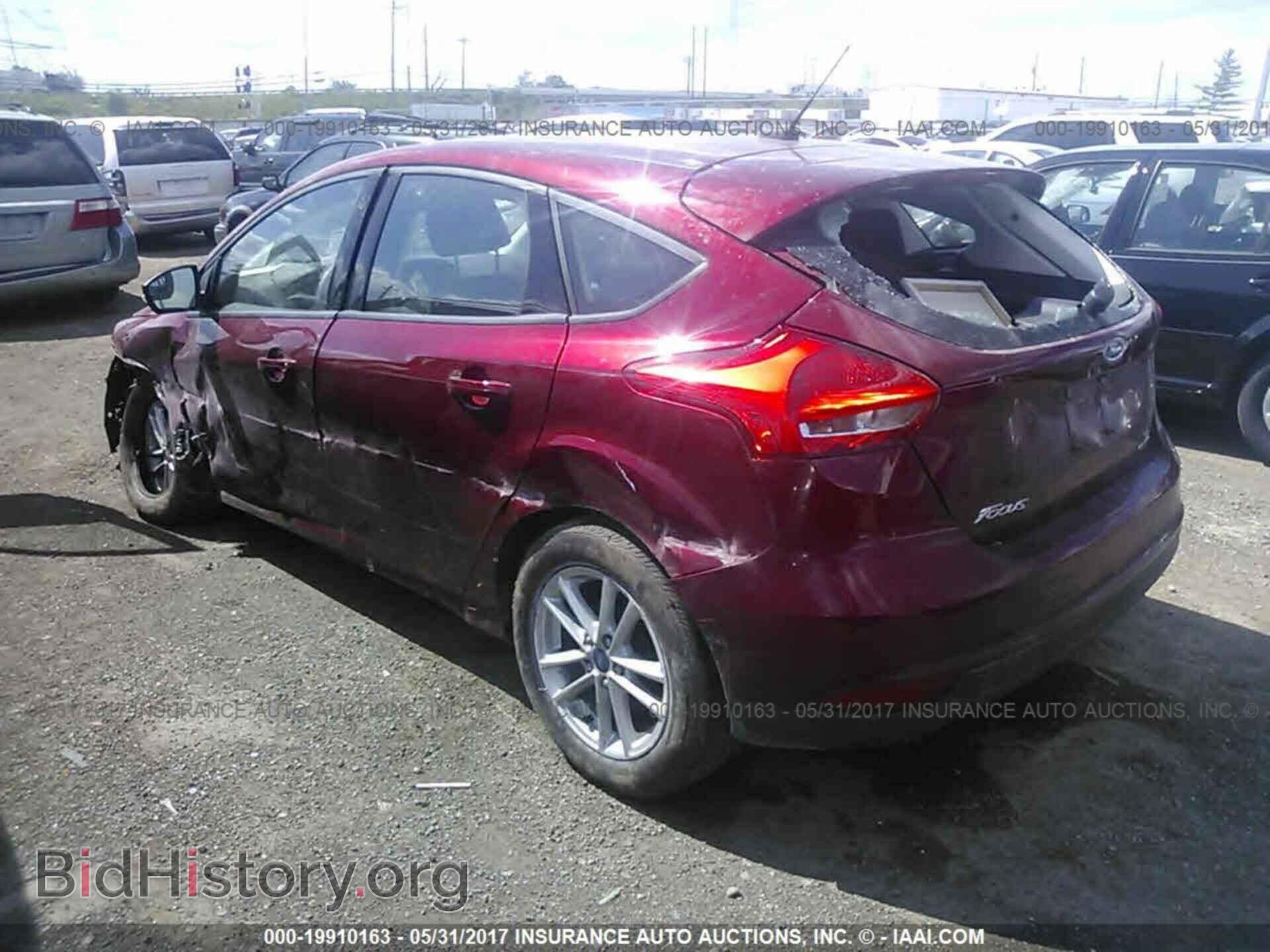 2016 Ford Focus - VIN: 1FADP3K24GL403622 - Фото 3