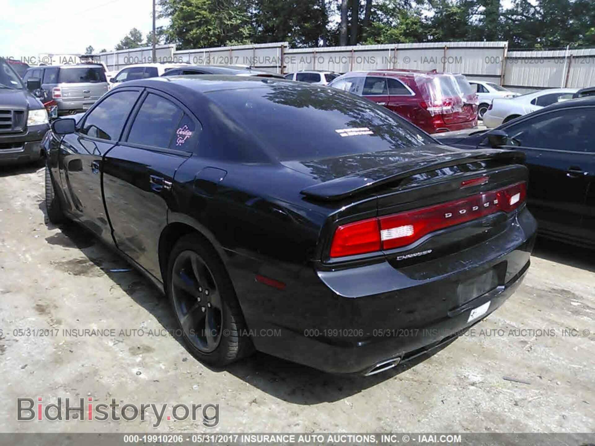 2013 Dodge Charger - VIN: 2C3CDXHG4DH574361 - Photo 3