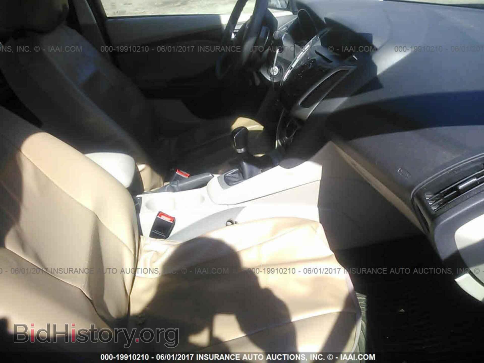 2012 Ford Focus - VIN: 1FAHP3F2XCL432323 - Photo 5