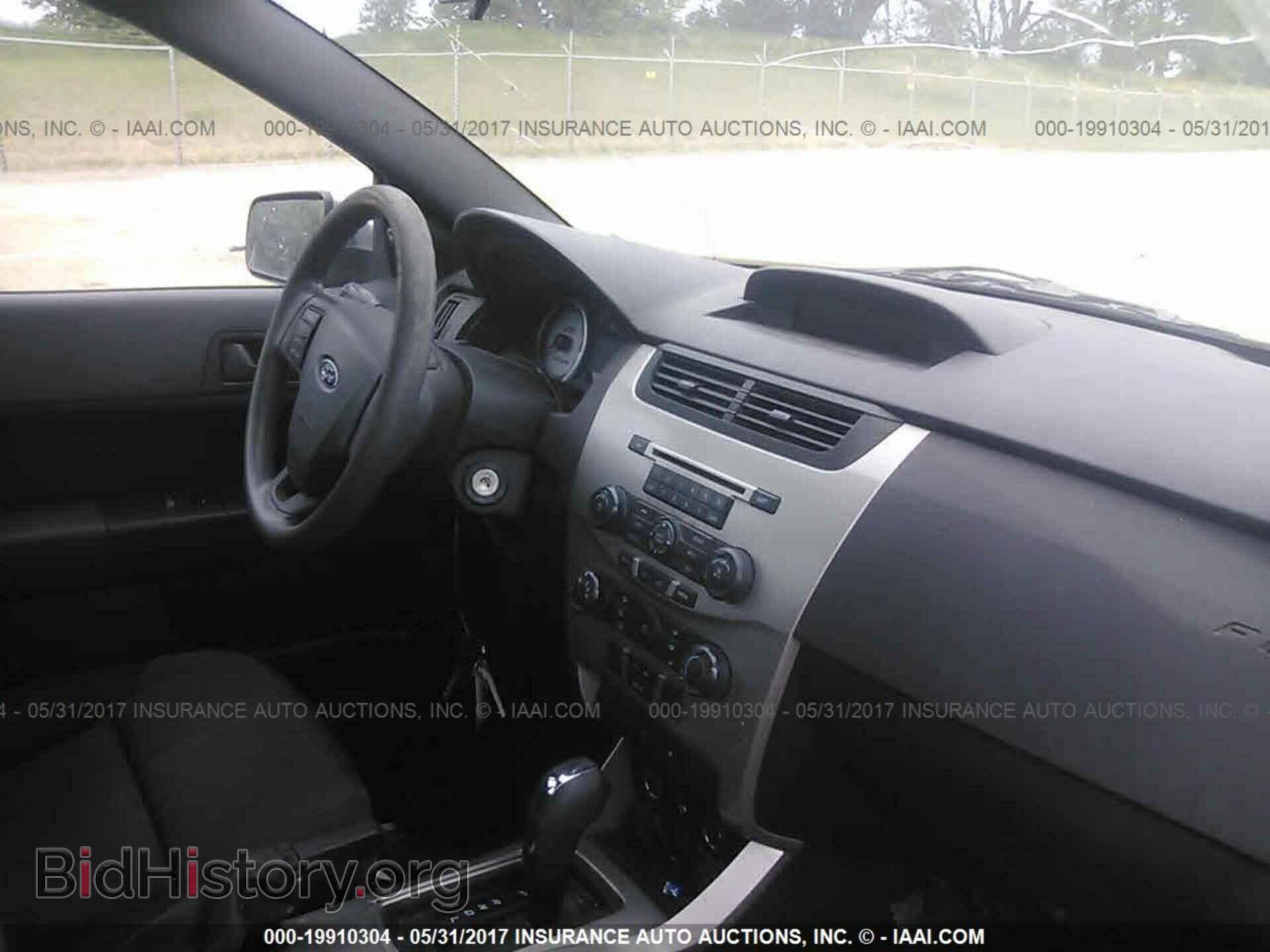 2011 Ford Focus - VIN: 1FAHP3FN2BW119936 - Фото 5