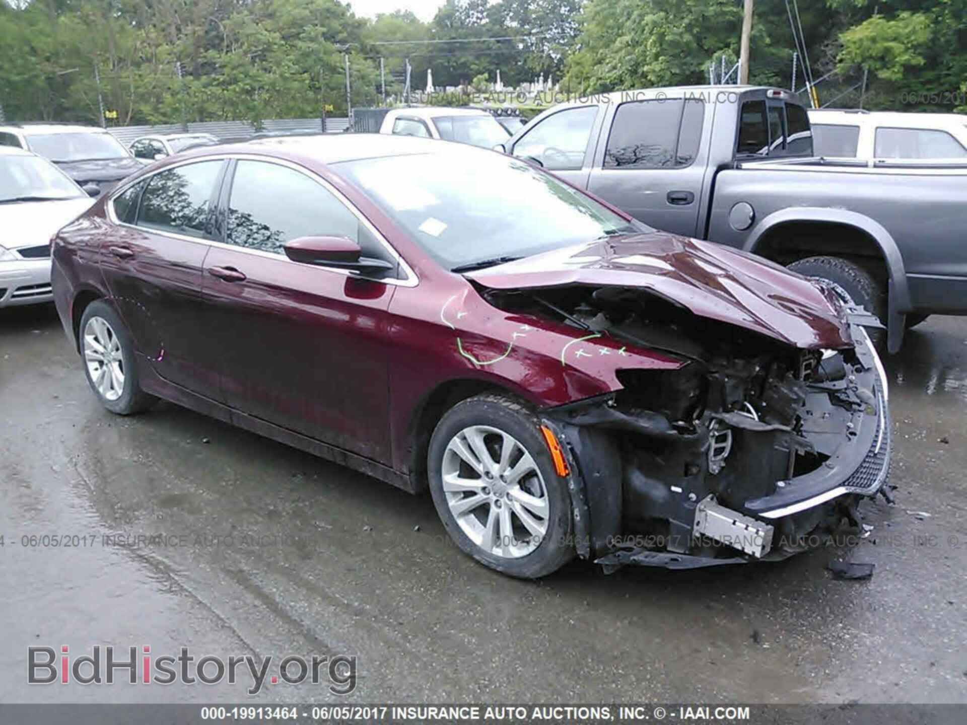 Photo 1C3CCCAB2FN571561 - Chrysler 200 2015