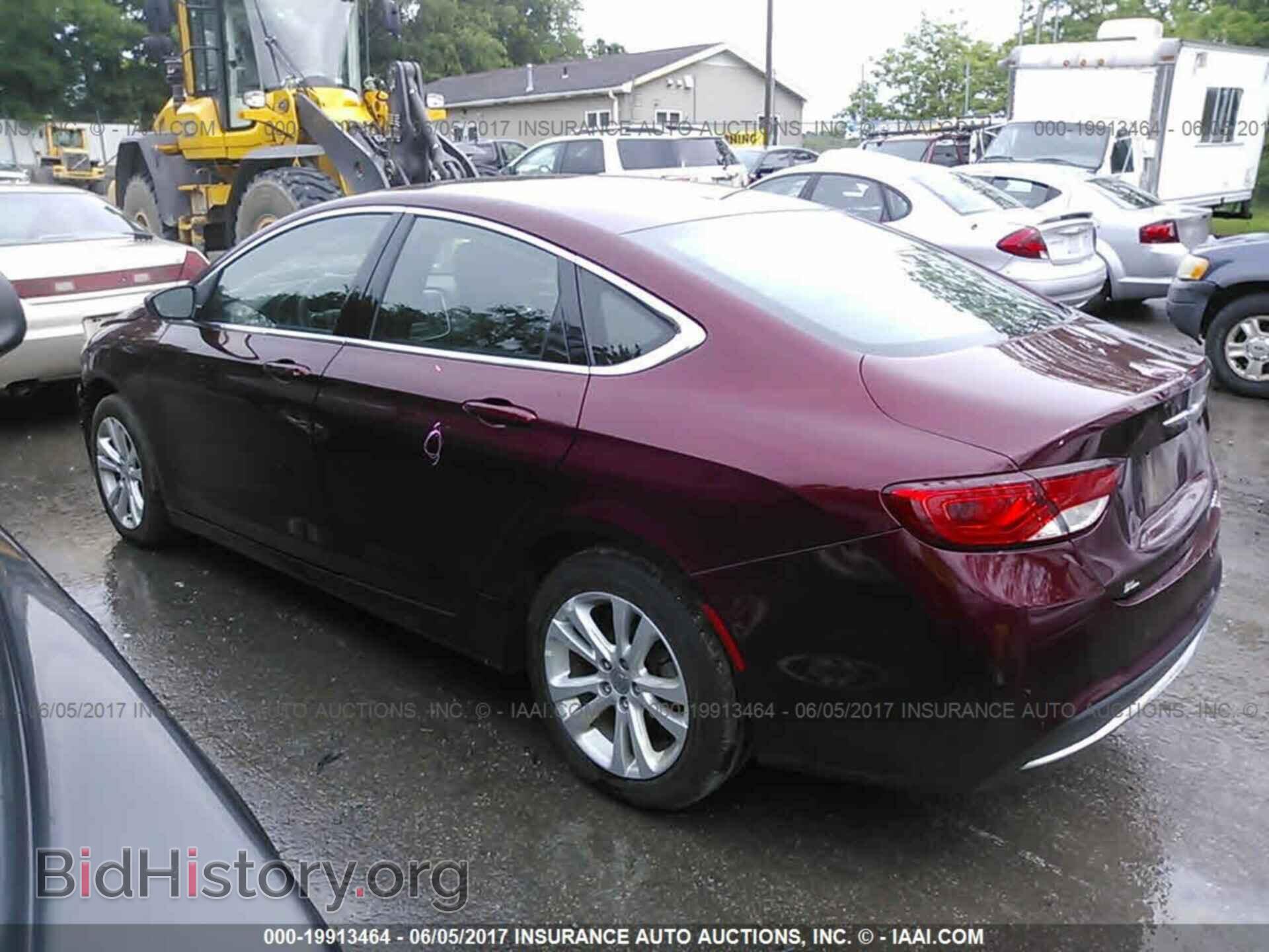 2015 Chrysler 200 - VIN: 1C3CCCAB2FN571561 - Photo 3