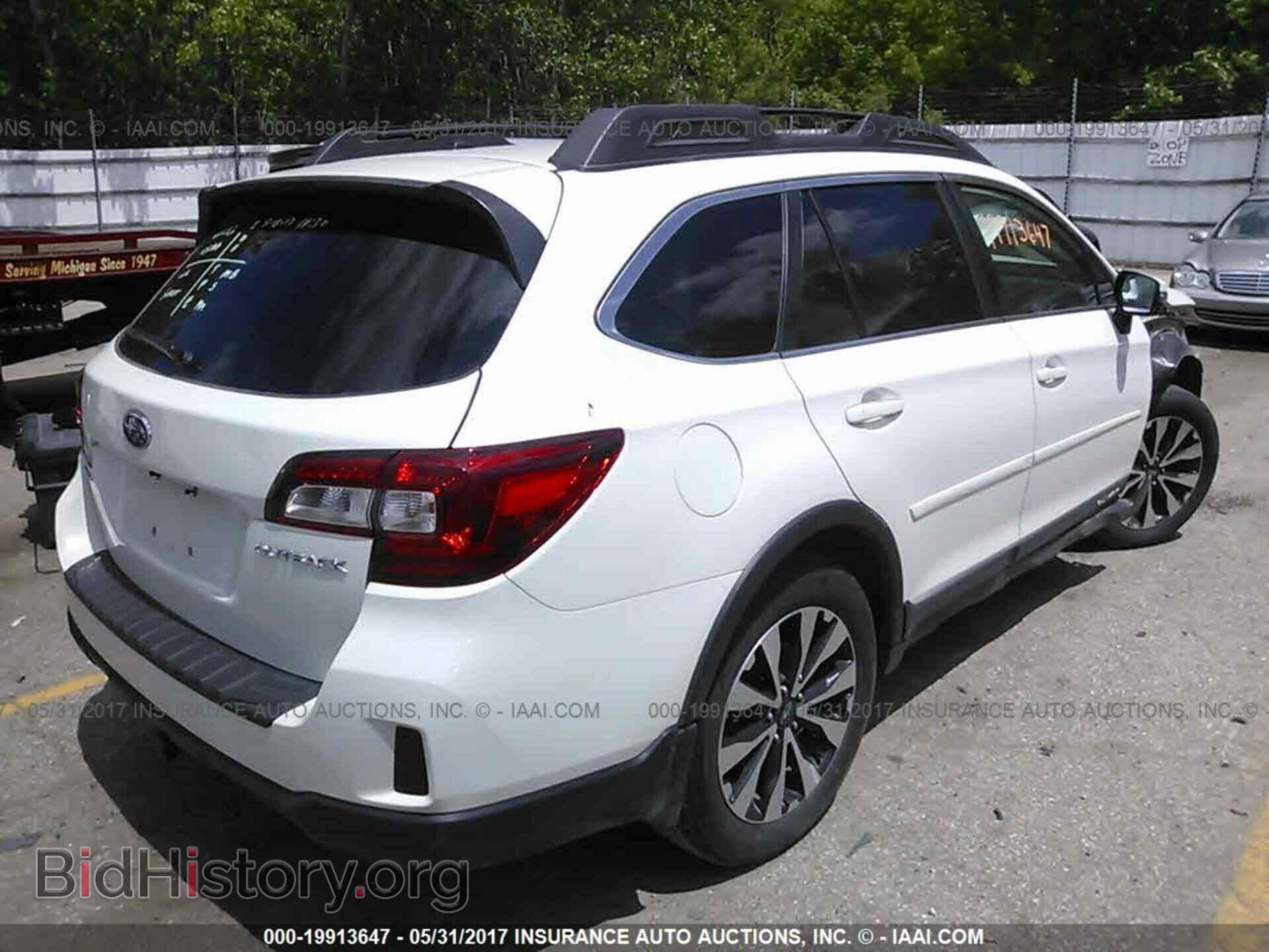 2015 Subaru Outback - VIN: 4S4BSBNC8F3263972 - Фото 4
