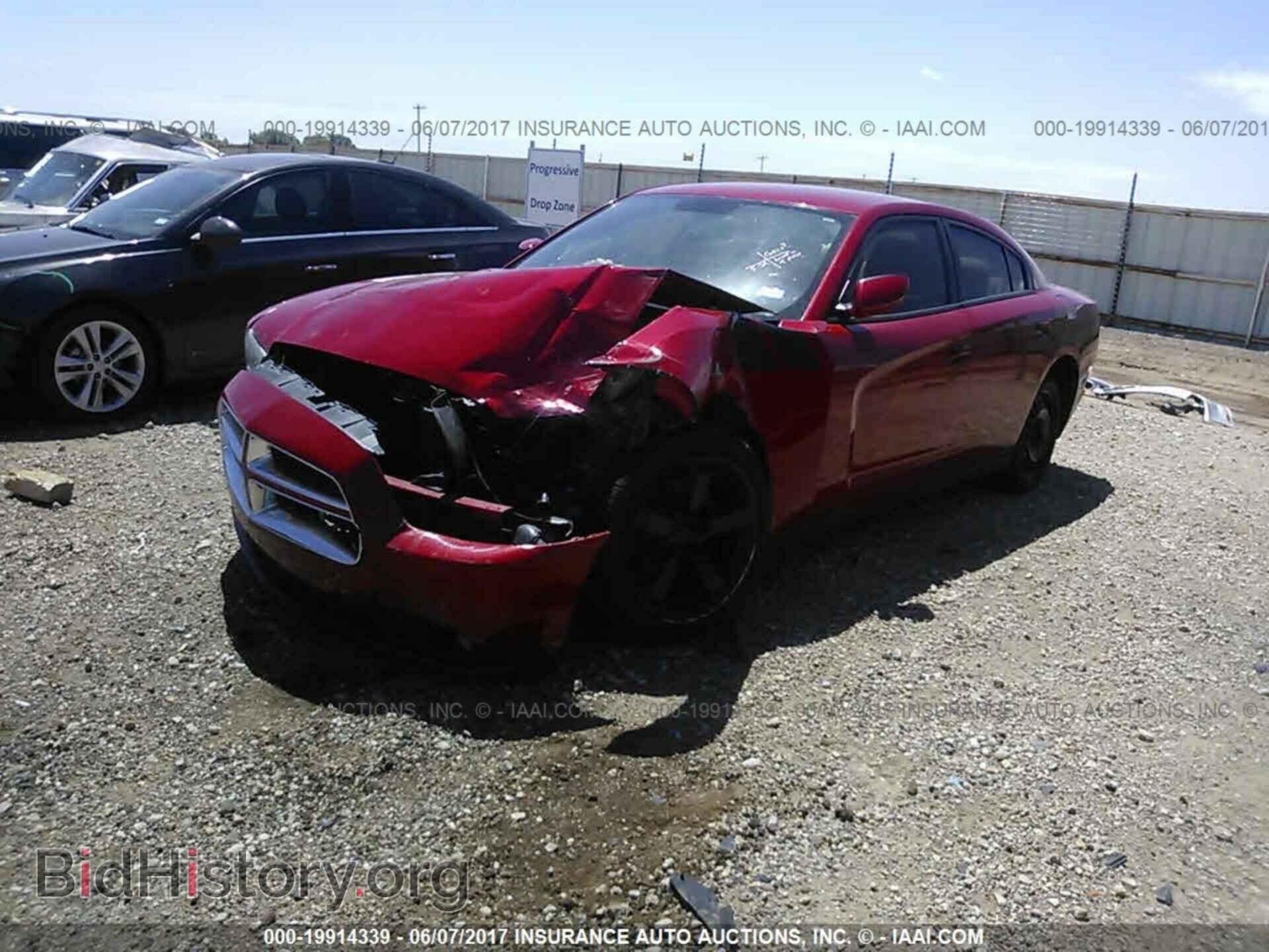 2013 Dodge Charger - VIN: 2C3CDXHGXDH545897 - Фото 2