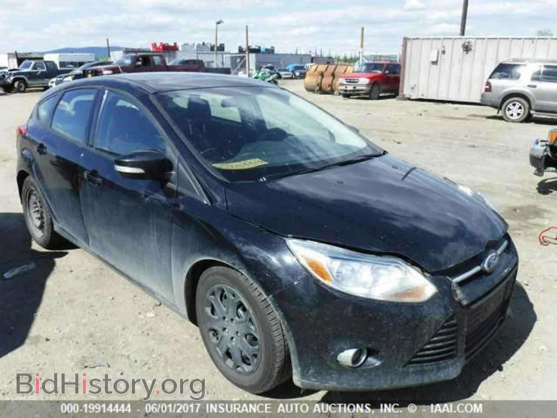 Photo 1FAHP3K21CL216074 - Ford Focus 2012