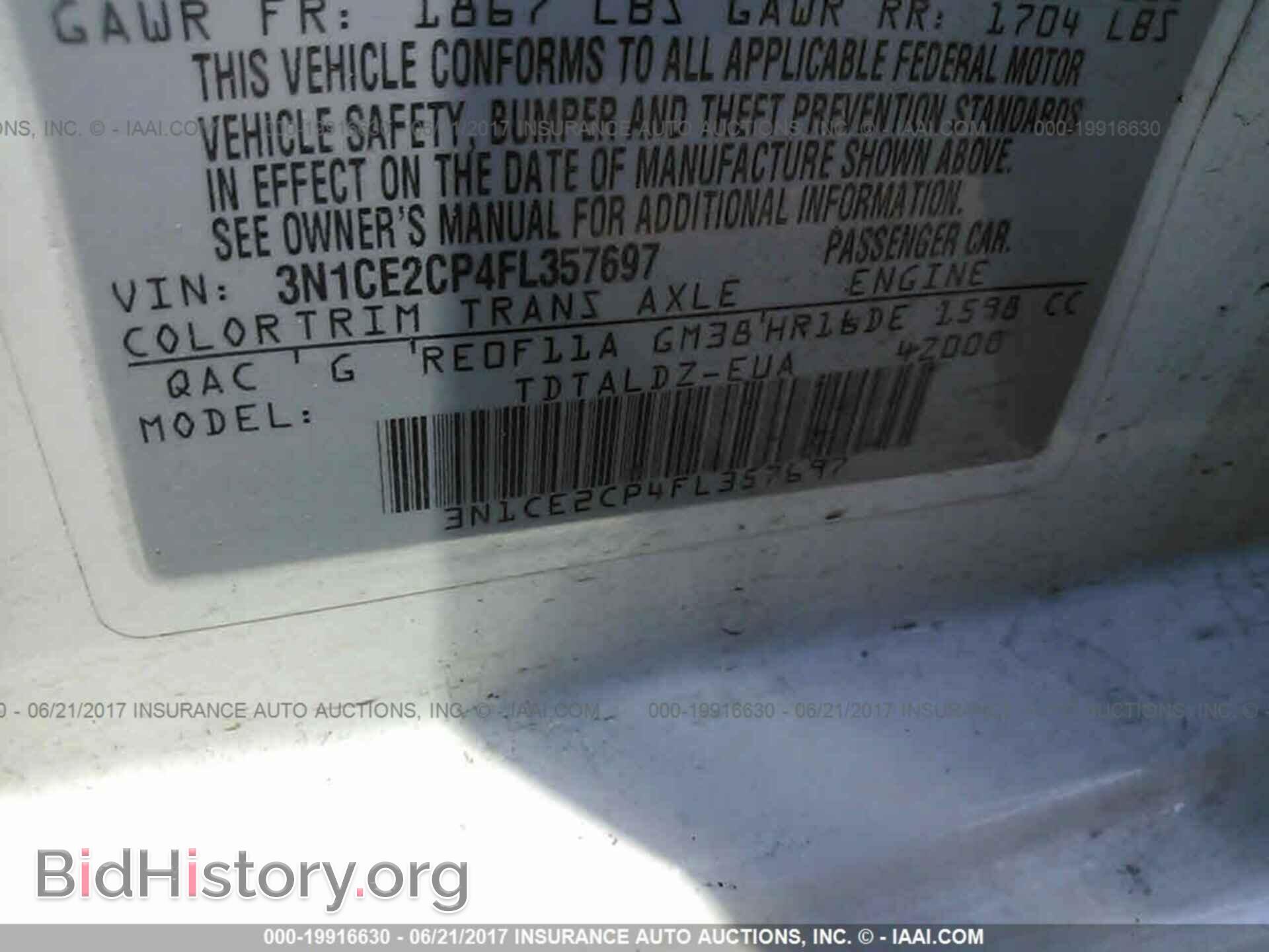 2015 Nissan Versa note - VIN: 3N1CE2CP4FL357697 - Photo 9
