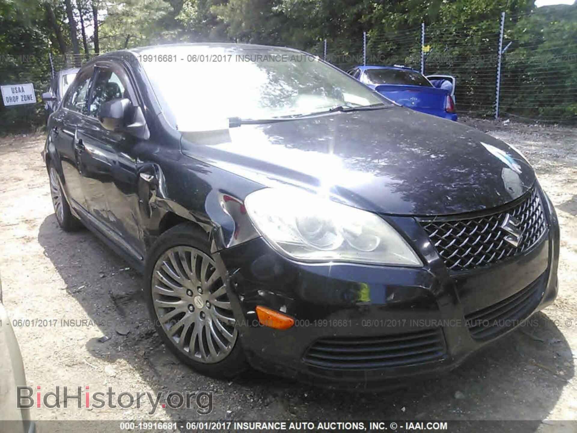 Фотография JS2RF9A32B6110282 - Suzuki Kizashi 2011