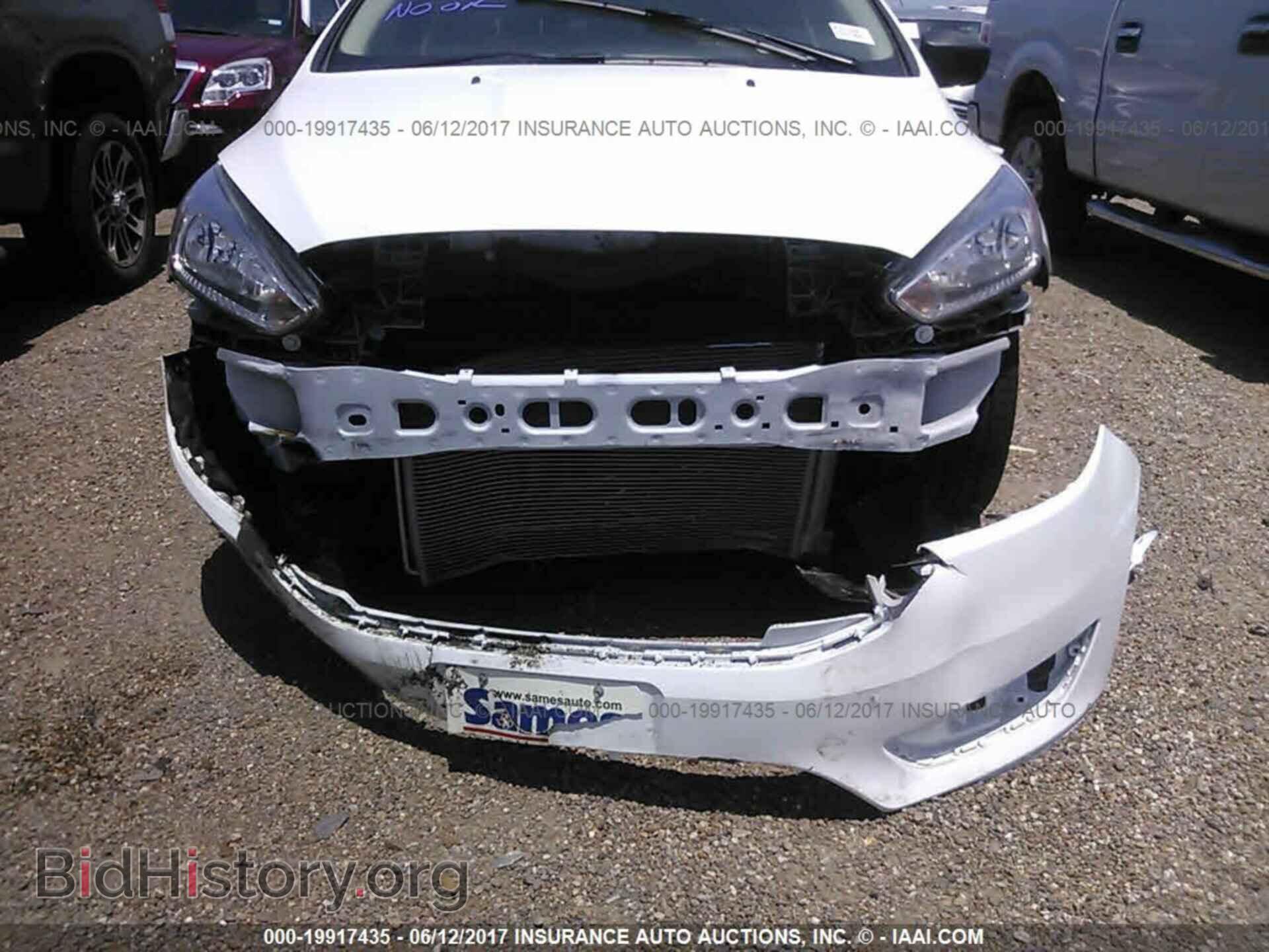 2017 Ford Focus - VIN: 1FADP3E22HL210284 - Photo 6