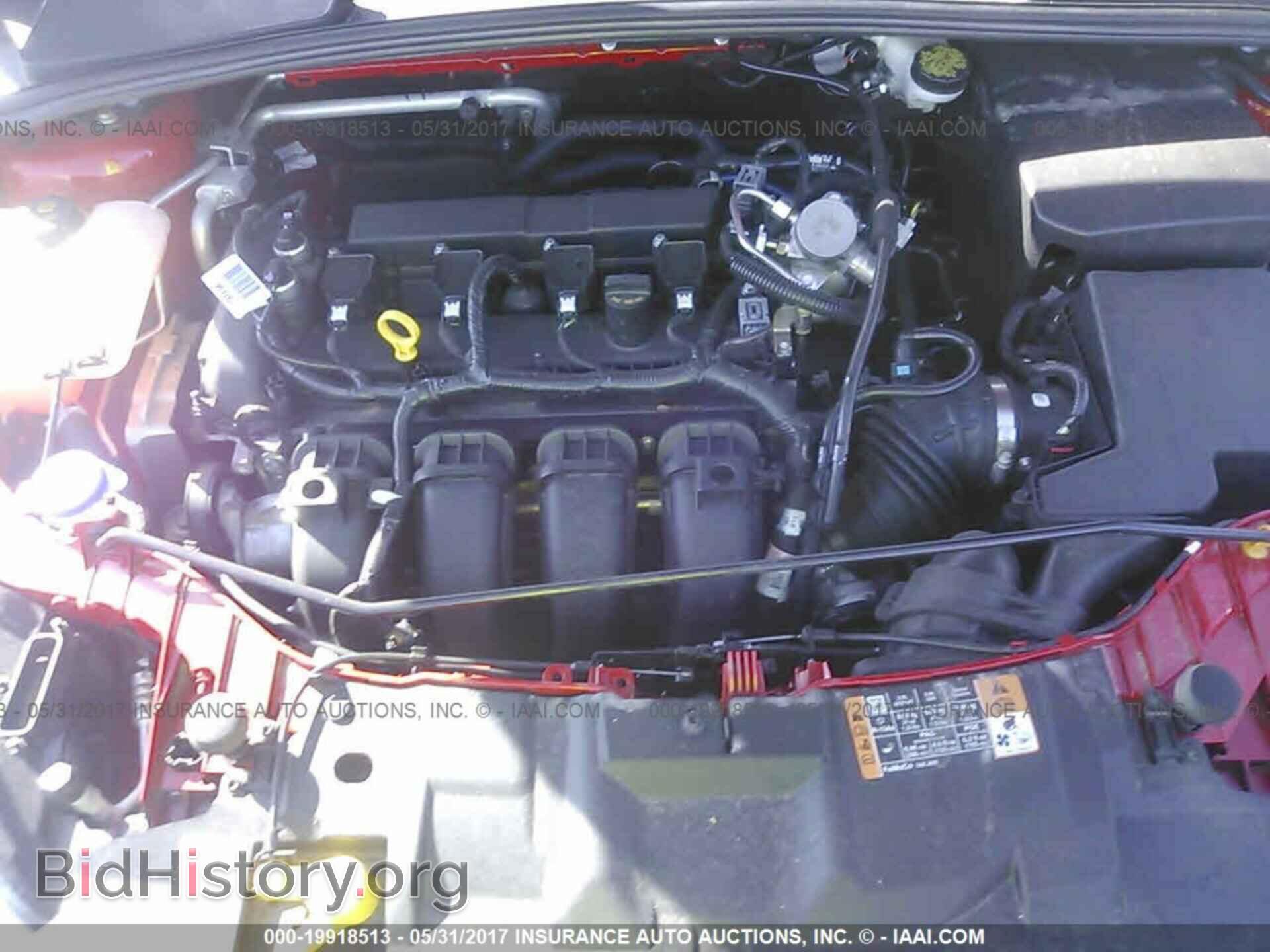 2016 Ford Focus - VIN: 1FADP3F24GL398948 - Photo 10