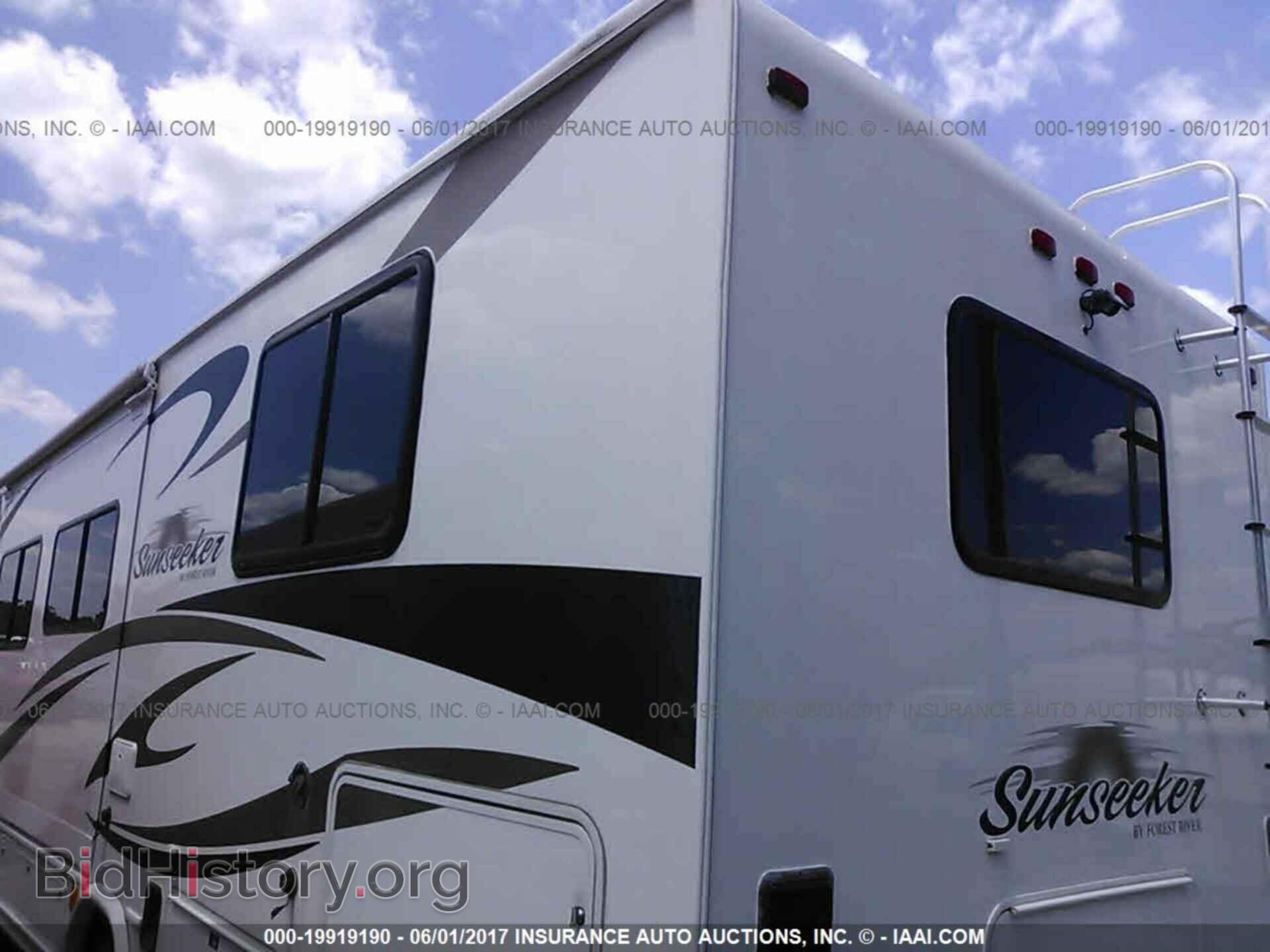 2011 FORD ECONOLINE - VIN: 1FDXE4FS2BDA86547 - Фото 3