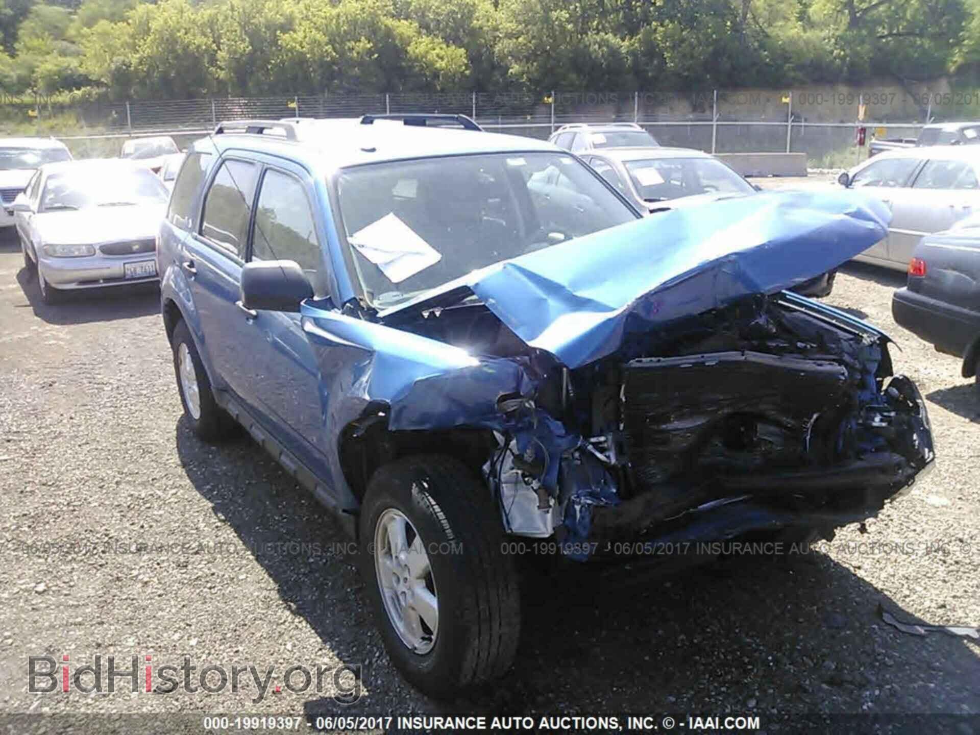 Photo 1FMCU9D72BKC24368 - Ford Escape 2011