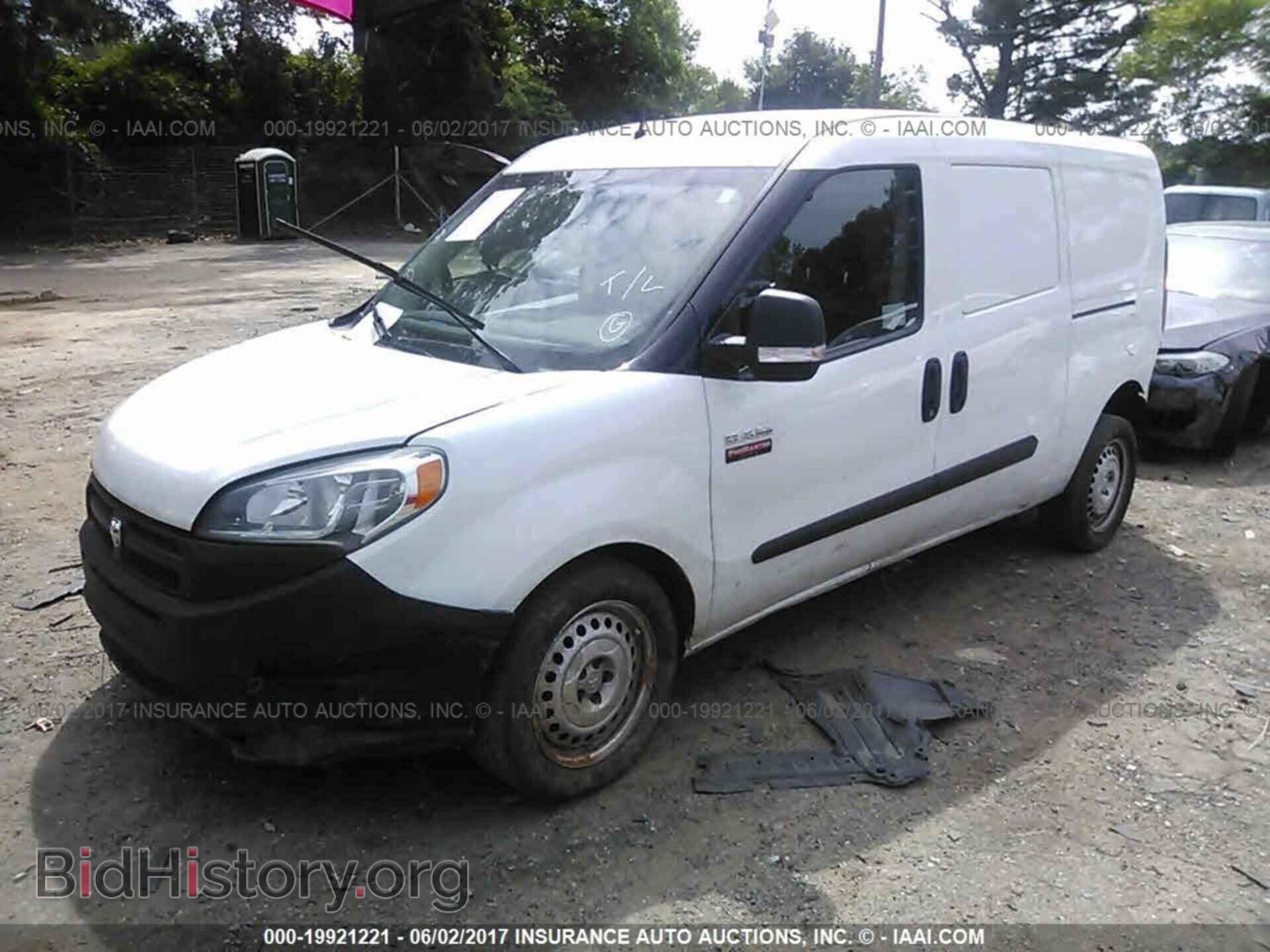 2015 Ram Promaster - VIN: ZFBERFAT2F6A68917 - Фото 2