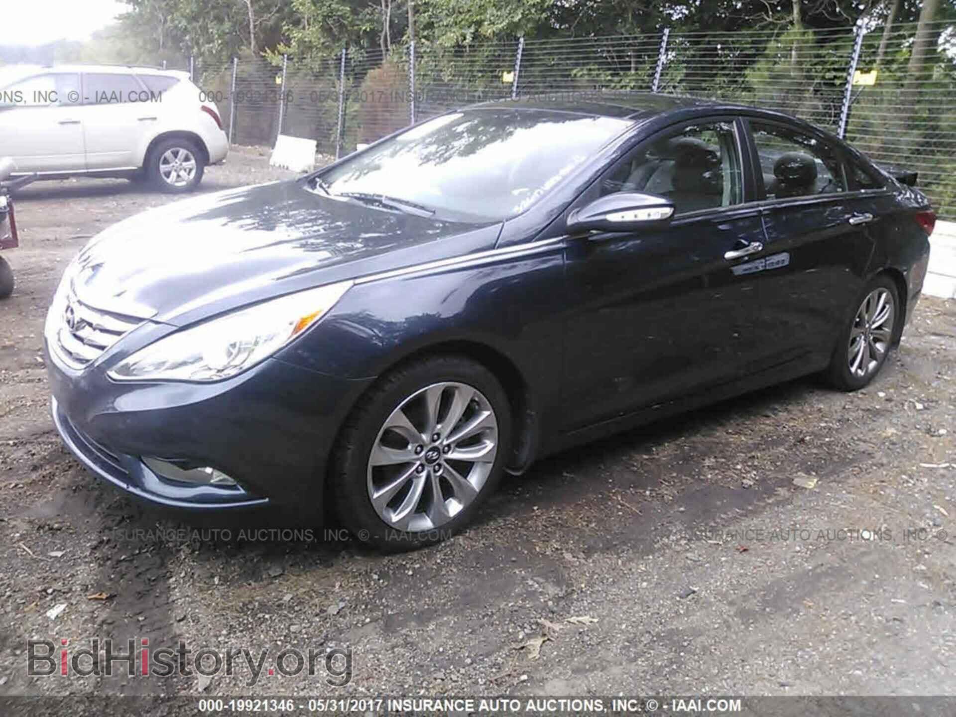2012 Hyundai Sonata - VIN: 5NPEC4AB7CH338216 - Фото 2